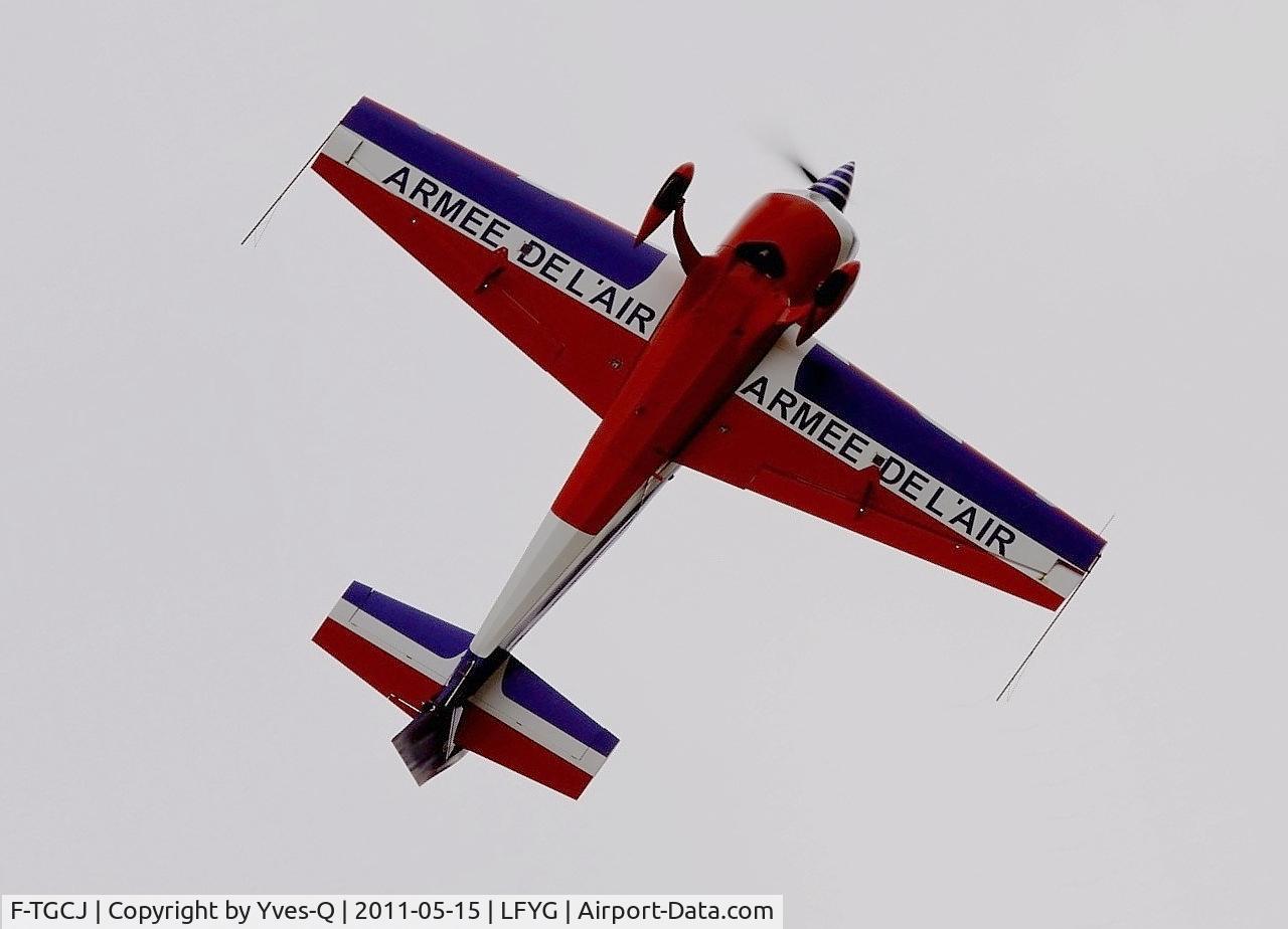 F-TGCJ, Extra EA-330SC C/N 05, Extra 330, On display,  Cambrai-Niergnies Airfield (LFYG)