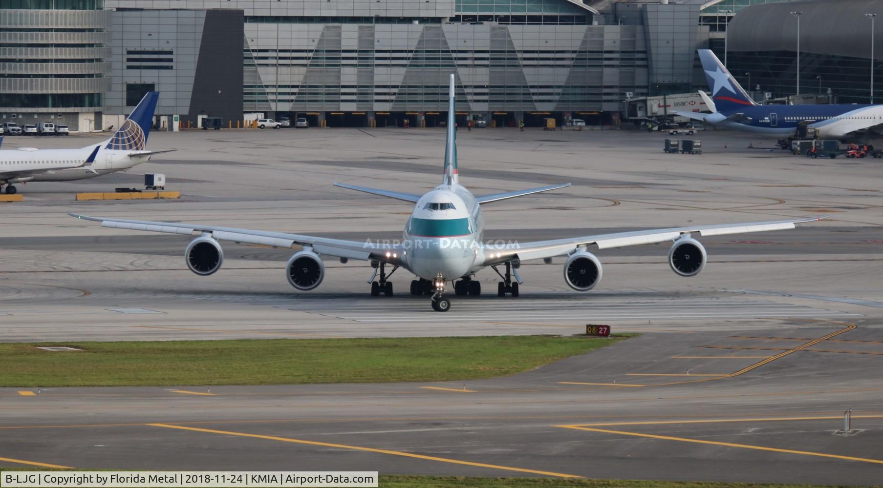 B-LJG, 2012 Boeing 747-867F C/N 39244, Cathay Cargo 747-8F zx