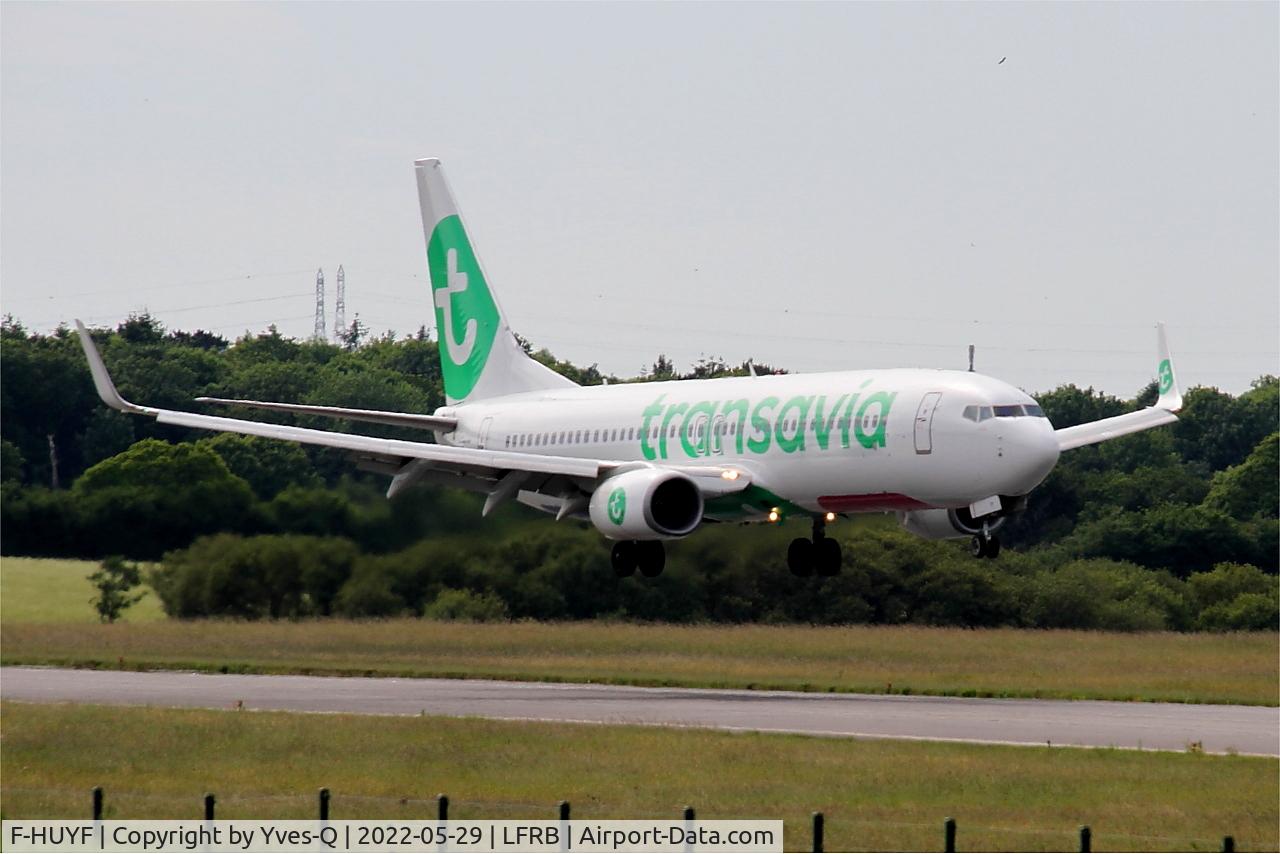 F-HUYF, 2012 Boeing 737-8JP C/N 38881, Boeing 737-8JP - Landing rwy 07R, Brest-Bretagne airport (LFRB-BES)