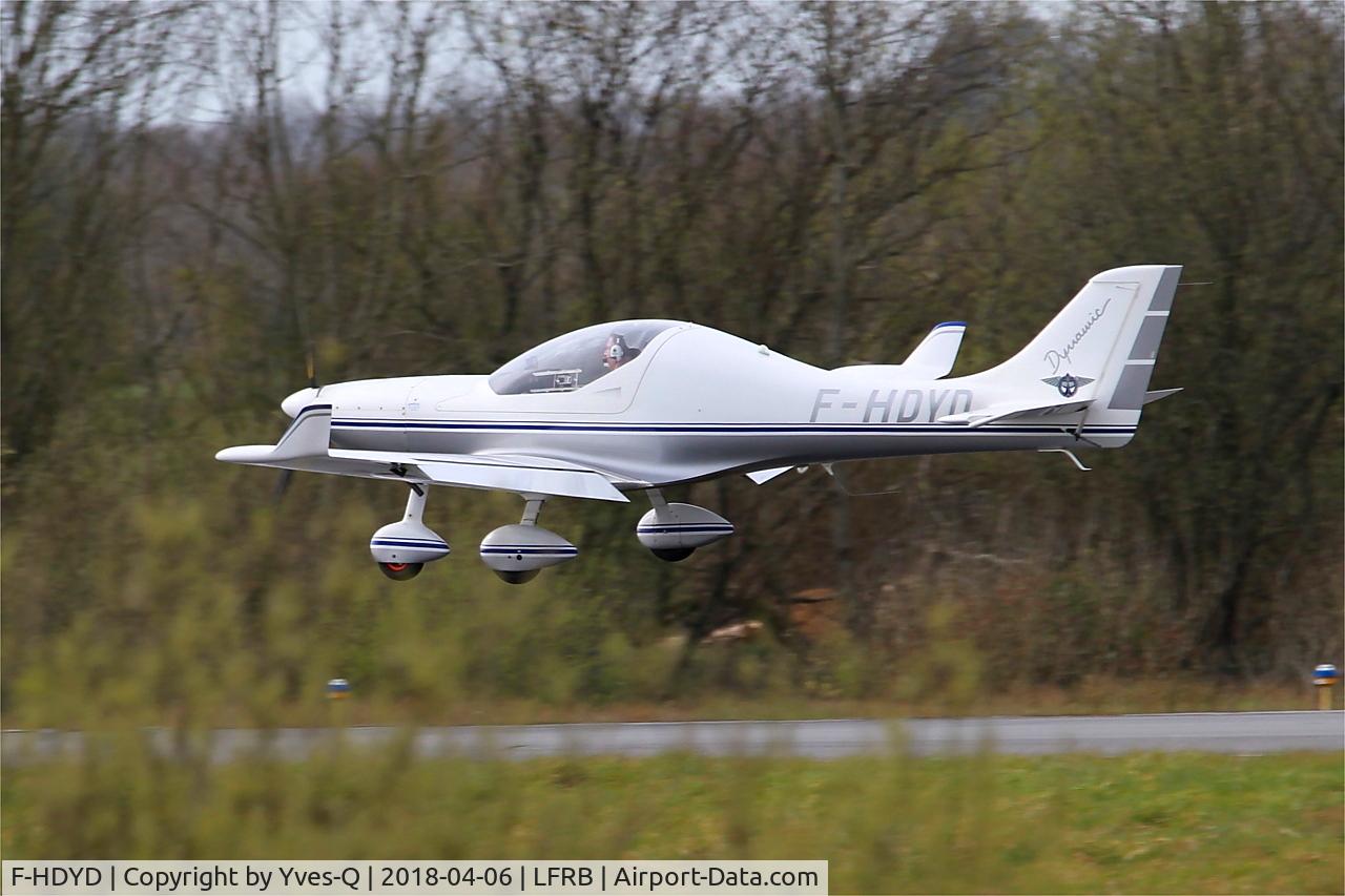 F-HDYD, 2017 Aerospool WT9 Dynamic LSA C/N DY-377/2010 LSA, Aerospool WT9 Dynamic LSA, Landing rwy 25L, Brest-Bretagne airport (LFRB-BES)
