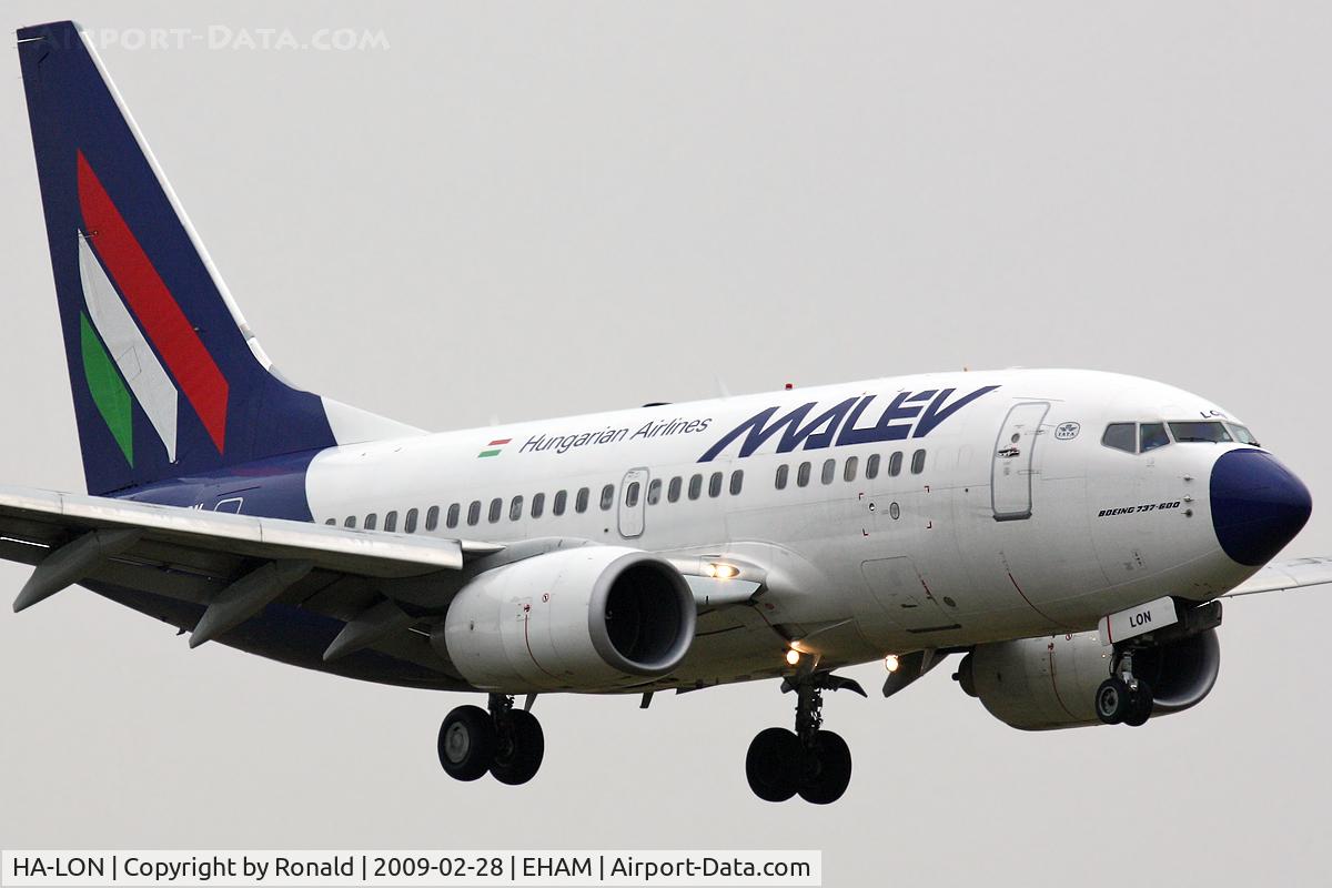 HA-LON, 2004 Boeing 737-6Q8 C/N 29353, at spl