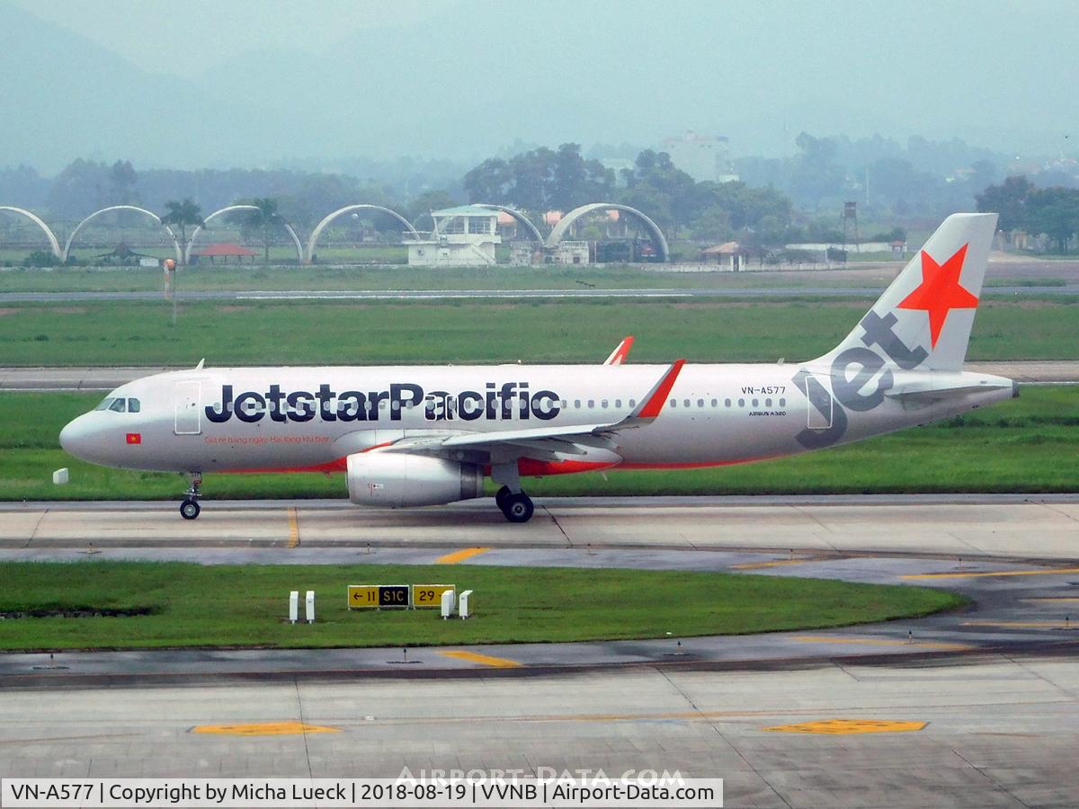 VN-A577, 2017 Airbus A320-232 C/N 7988, At Noi Bai