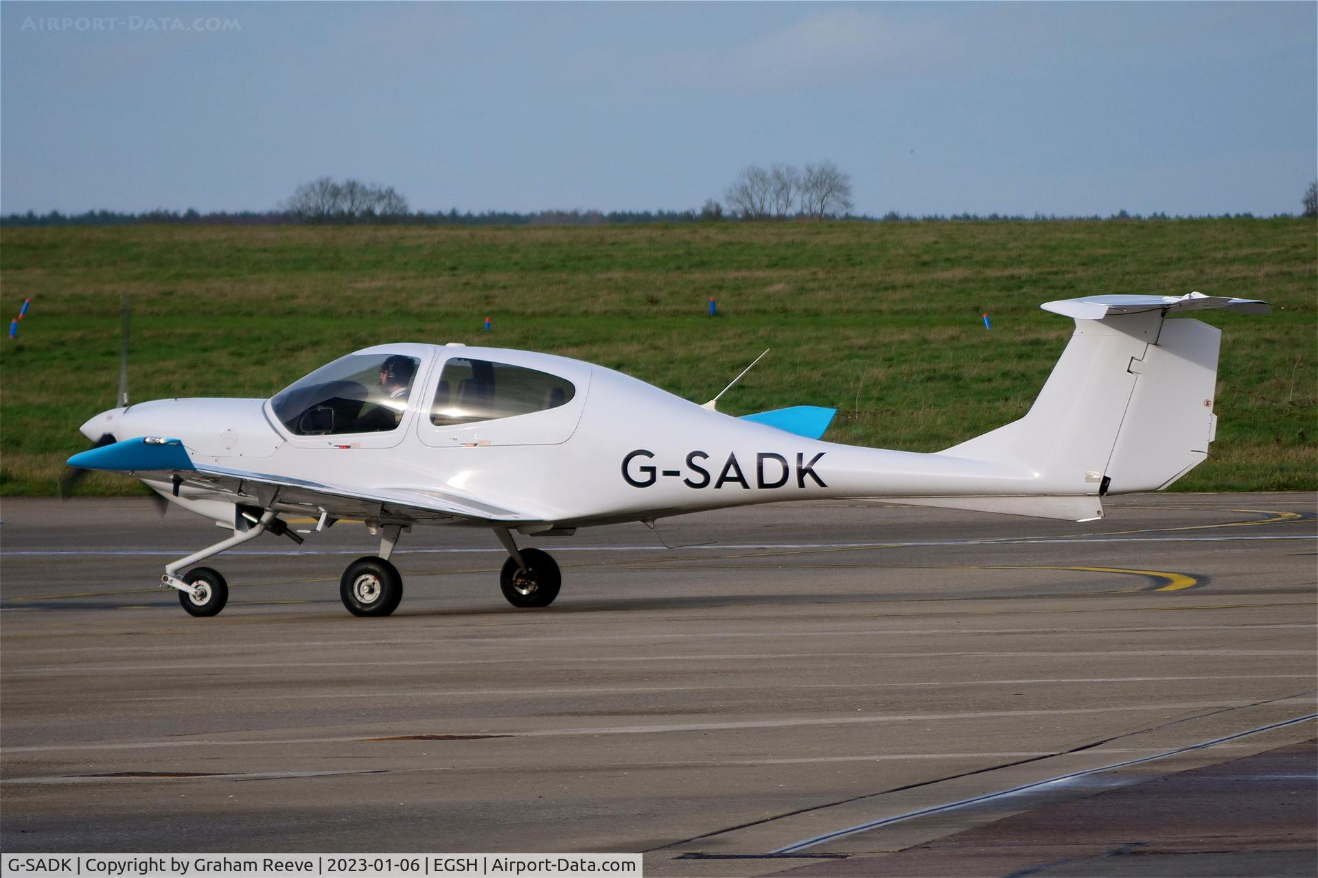 G-SADK, 2008 Diamond DA-40 TDI Diamond Star C/N D4.371, Just landed at Norwich.