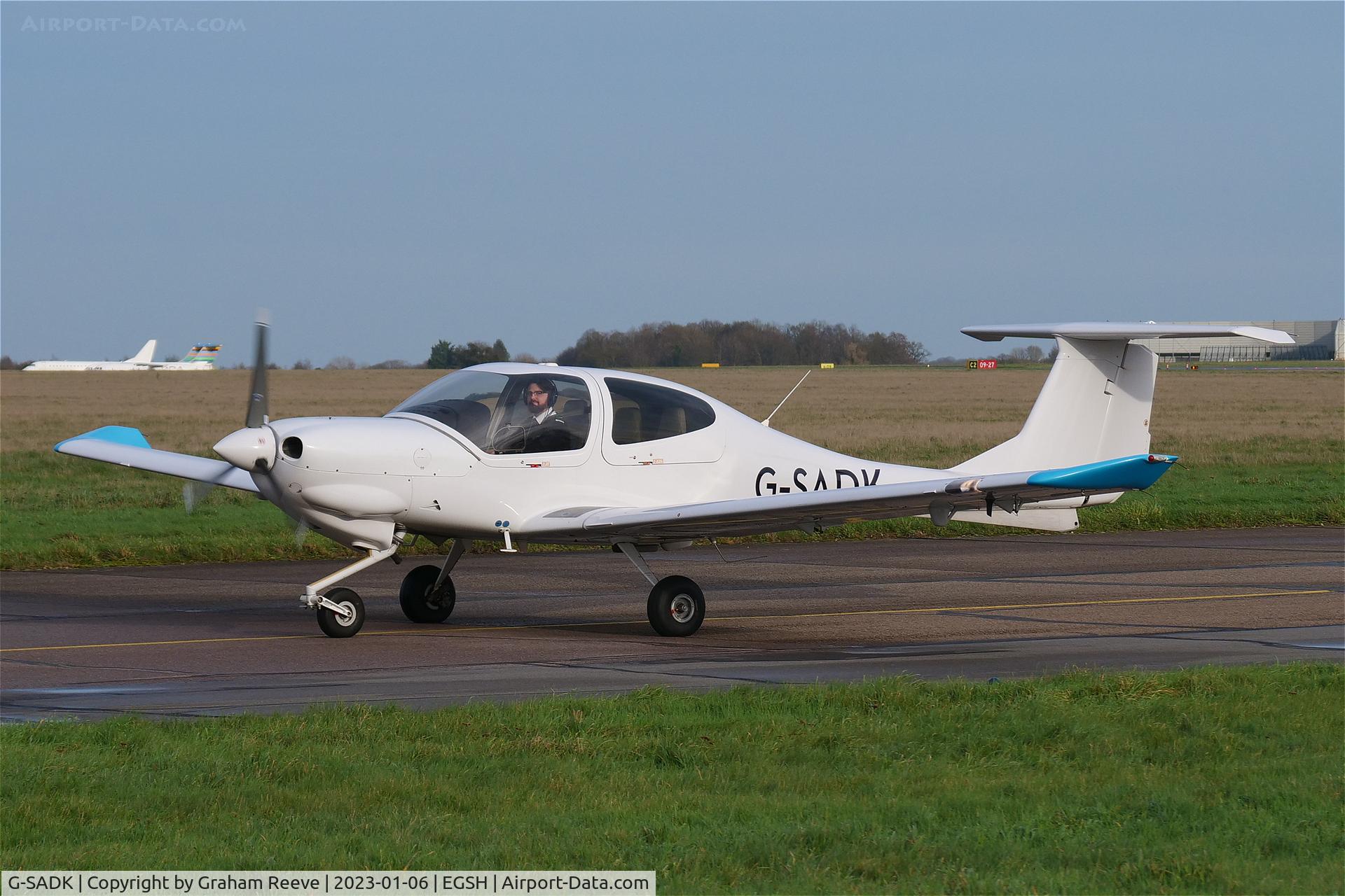 G-SADK, 2008 Diamond DA-40 TDI Diamond Star C/N D4.371, Just landed at Norwich.