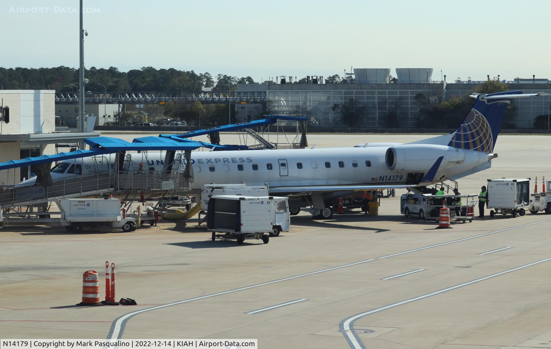 N14179, 2005 Embraer ERJ-145XR (EMB-145XR) C/N 14500896, EMB-145XR