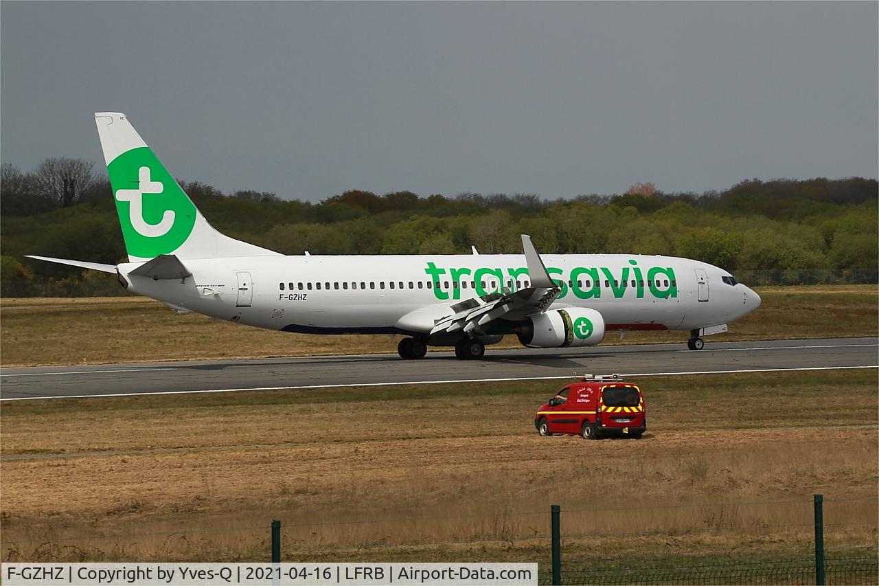 F-GZHZ, 2006 Boeing 737-85P C/N 33977, Boeing 737-85P, Take off run rwy 07R, Brest-Bretagne airport (LFRB-BES)