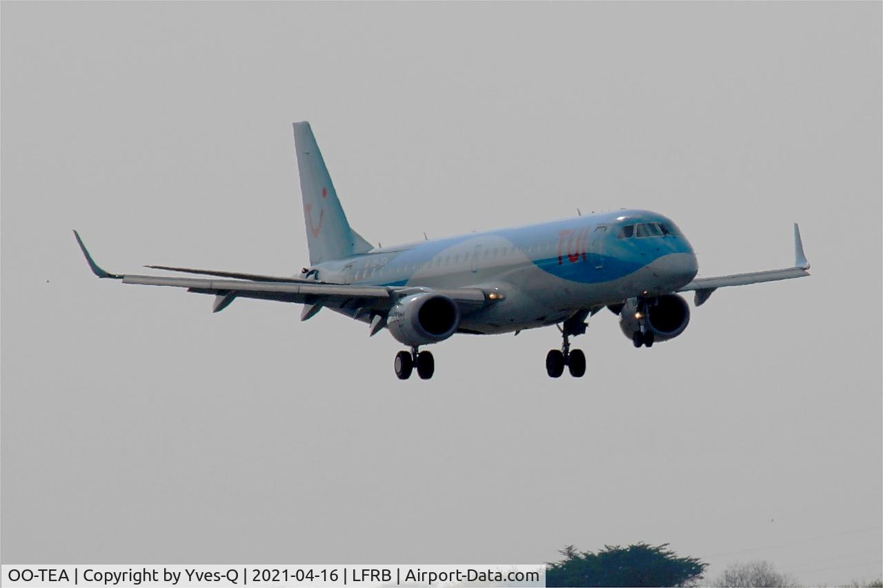 OO-TEA, 2014 Embraer 190LR (ERJ-190-100LR) C/N 19000665, Embraer 190LR, On final rwy 07R, Brest-Bretagne Airport (LFRB-BES)