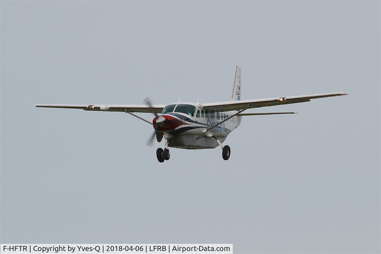F-HFTR, 2008 Cessna 208B Grand Caravan C/N 208B-2041, Cessna 208B Grand Caravan, Short approach rwy 25L, Brest-Bretagne Airport (LFRB-BES)