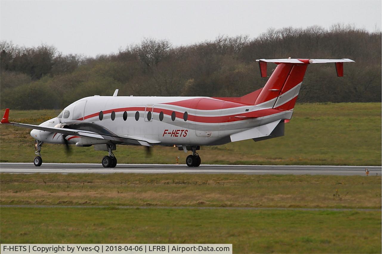 F-HETS, 1999 Raytheon 1900D C/N UE-360, Raytheon Aircraft Company 1900D, Take off run rwy 25L, Brest-Bretagne Airport (LFRB-BES)