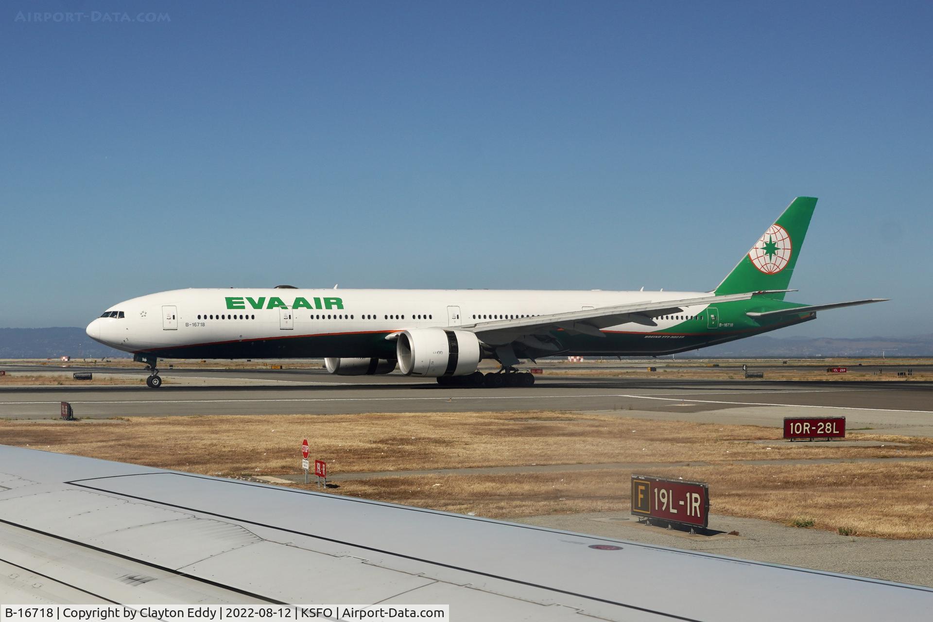 B-16718, 2014 Boeing 777-35E/ER C/N 43289, SFO 2022.