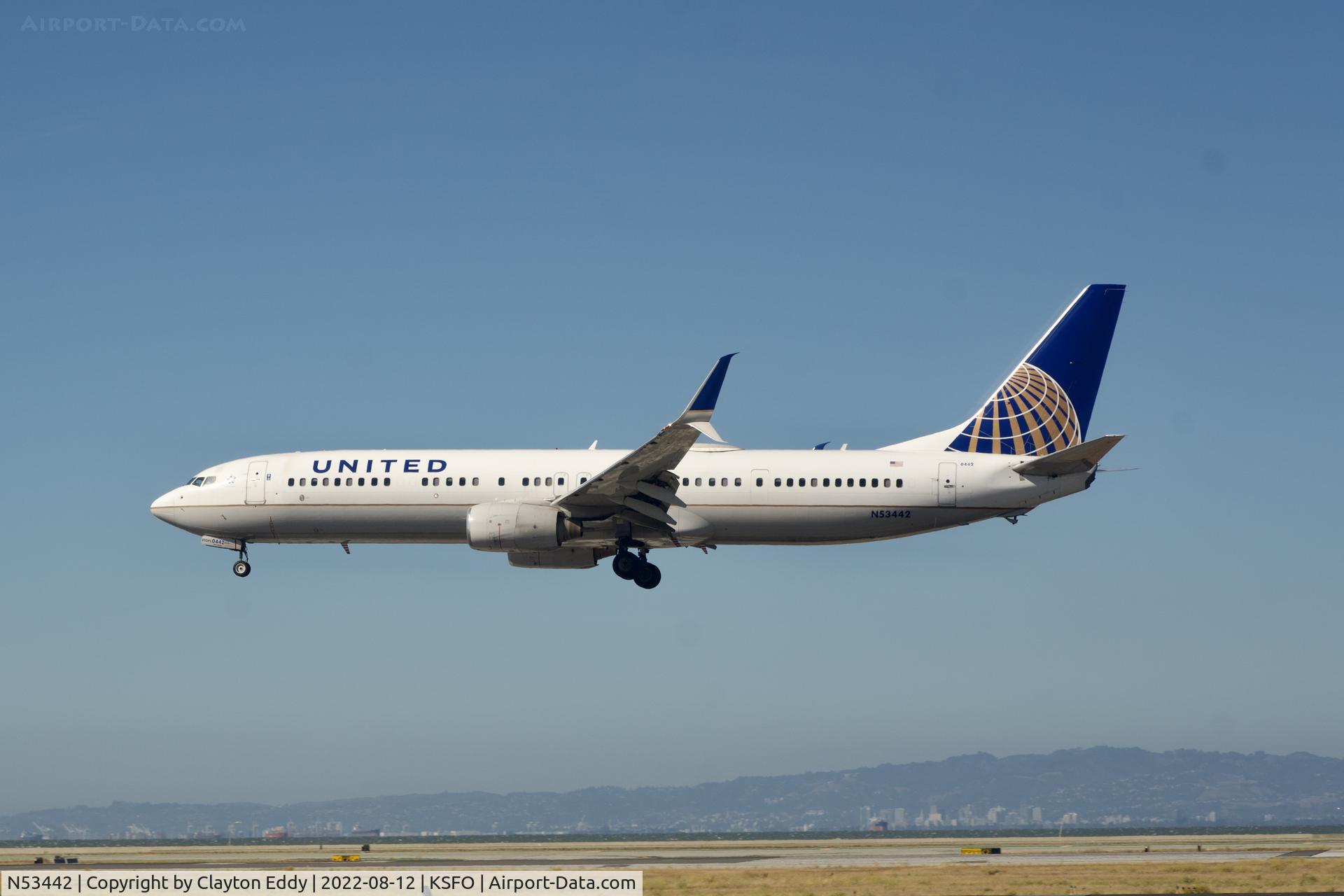 N53442, 2009 Boeing 737-924/ER C/N 33536, SFO 2022.