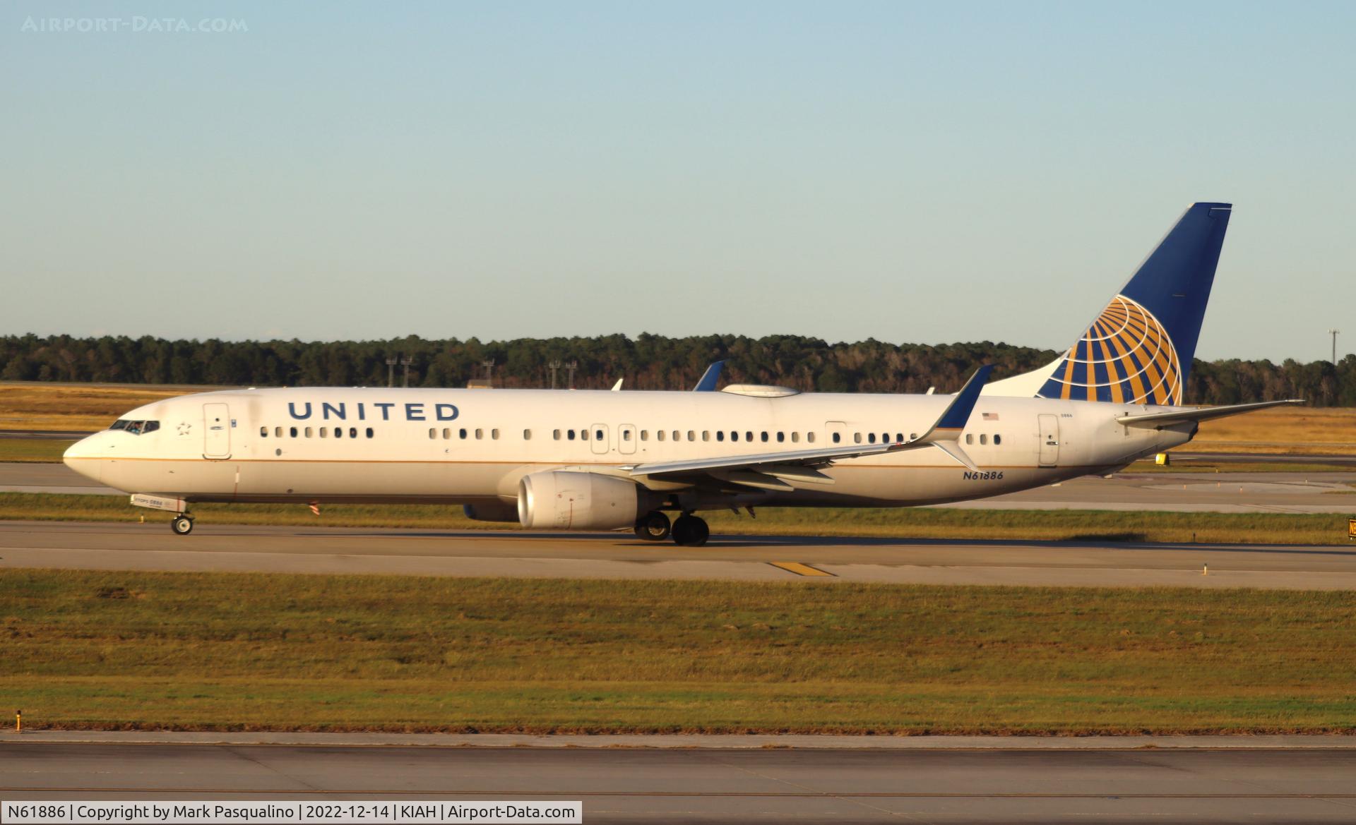 N61886, 2015 Boeing 737-924/ER C/N 42190, Boeing 737-924/ER