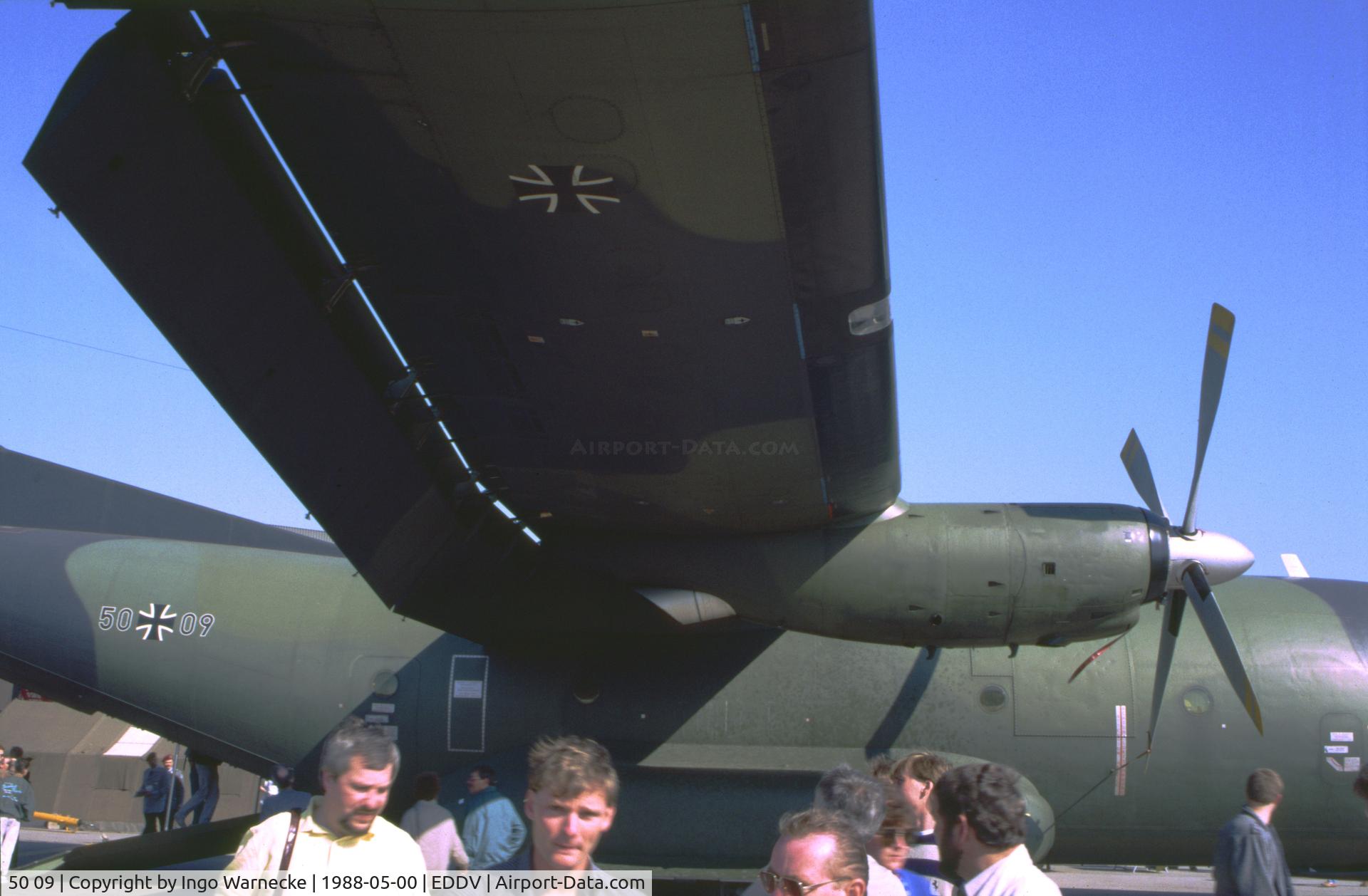 50 09, Transall C-160D C/N D9, Transall C-160D of the Luftwaffe (German Air Force) at the Internationale Luftfahrtausstellung ILA, Hannover 1988