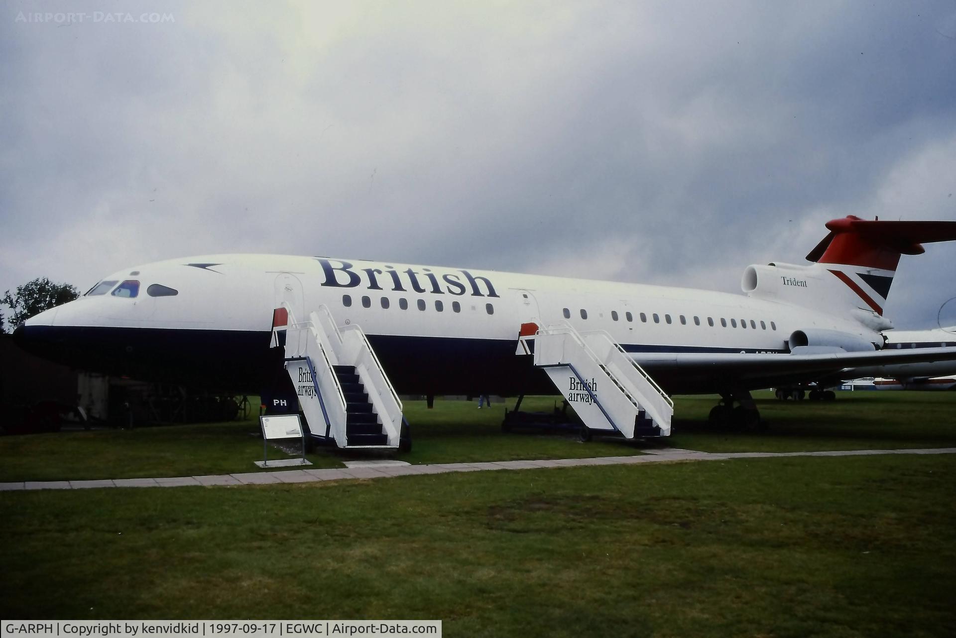 G-ARPH, 1964 Hawker Siddeley HS-121 Trident 1C C/N 2108, A visit to Cosford in 1997.