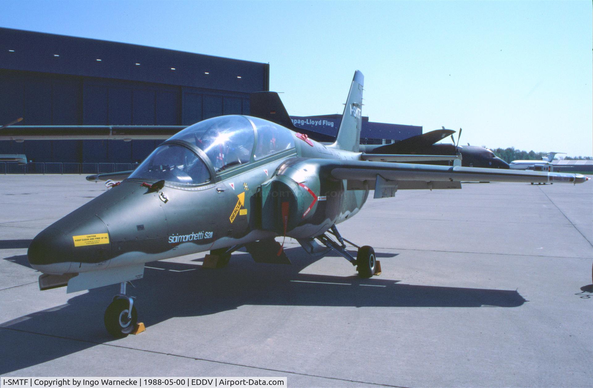 I-SMTF, 1987 SIAI-Marchetti S-211 C/N 042/06-001, SIAI-Marchetti S.211 demonstrator at the Internationale Luftfahrtausstellung ILA, Hannover 1988