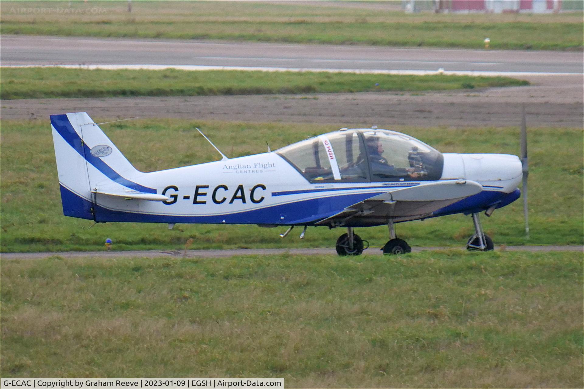 G-ECAC, 2007 Robin R-2120U Alpha C/N 120T-0001, Departing from Norwich, minus spinner.