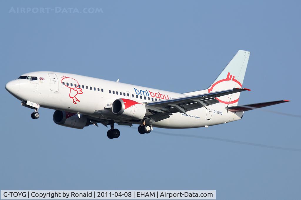 G-TOYG, 1998 Boeing 737-36N C/N 28872, at spl