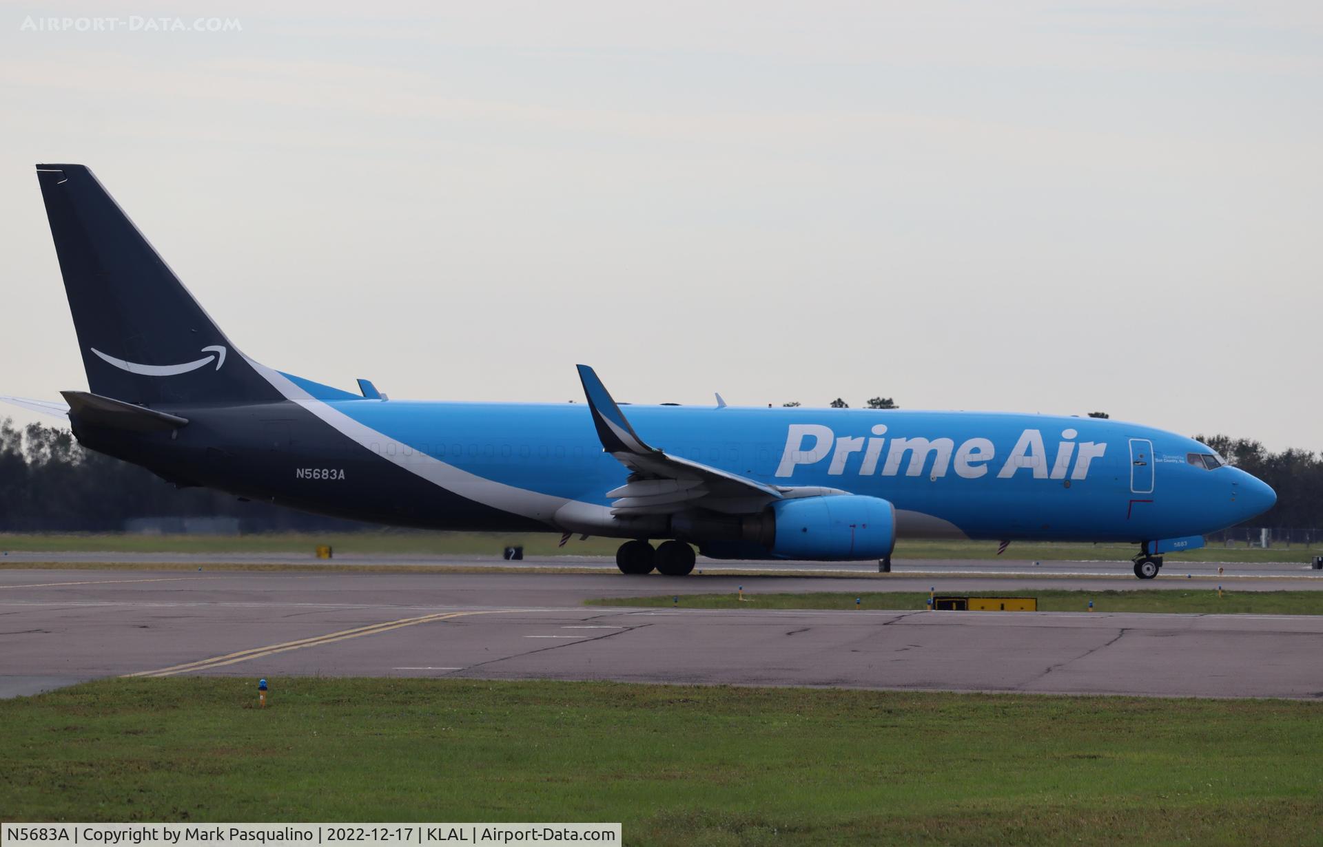 N5683A, 2001 Boeing 737-84P C/N 32601, Boeing 737-84P