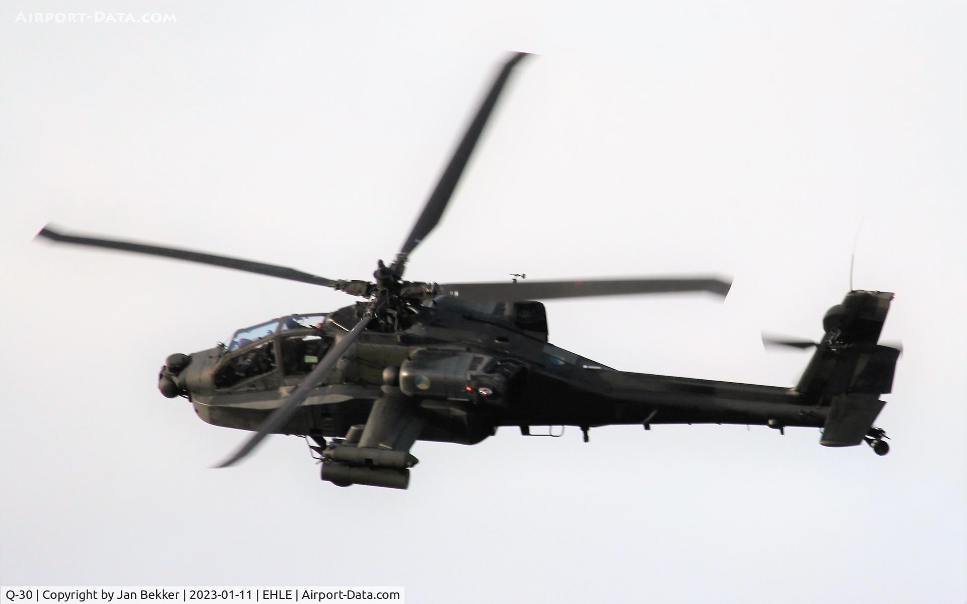 Q-30, Boeing AH-64D Longbow Apache C/N DN030, Low pass Lelystad Airport