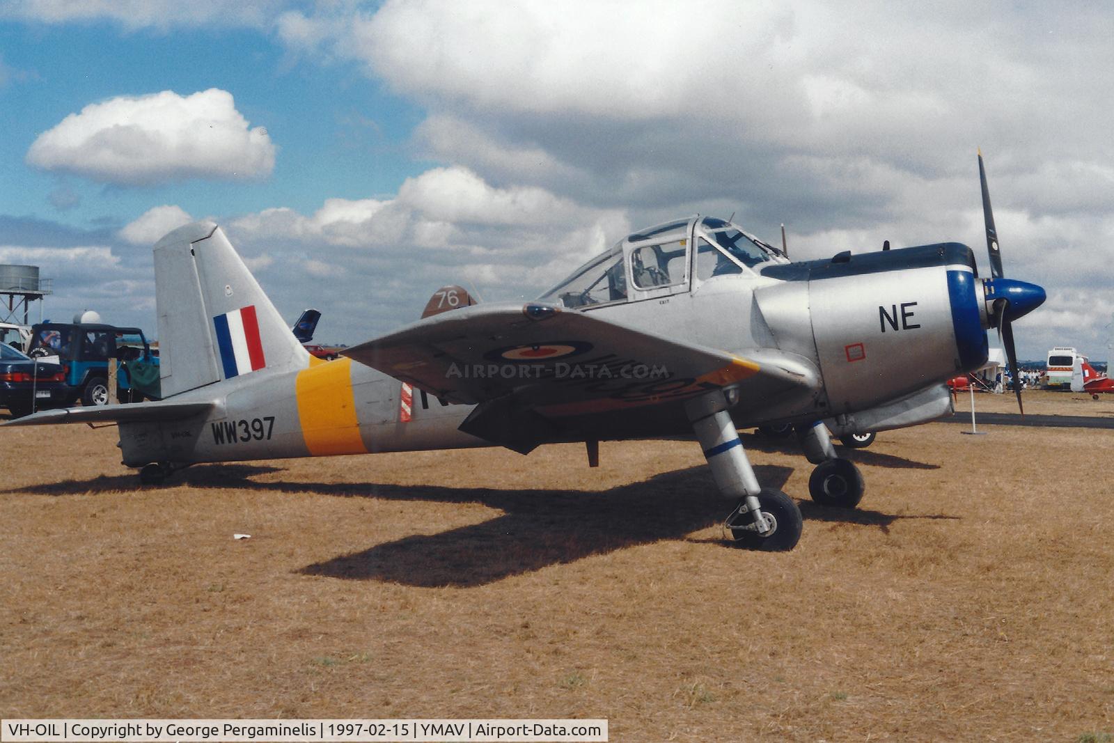 VH-OIL, Percival P-40 Prentice T1 C/N PAC/F/226, Airshow.