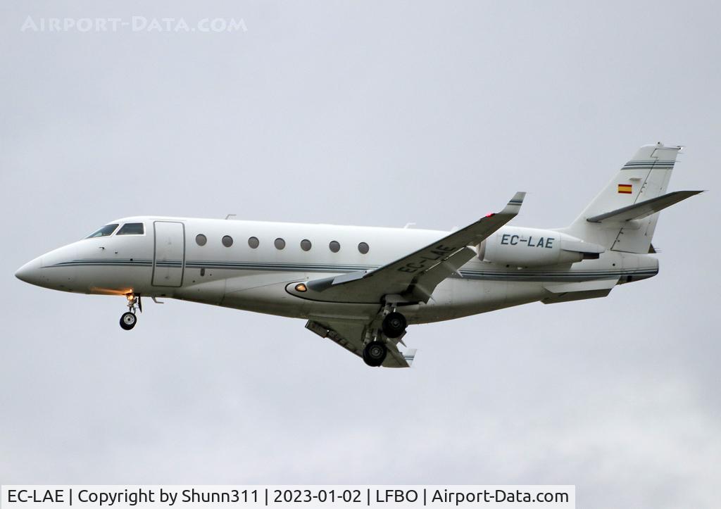 EC-LAE, Israel Aerospace Industries Gulfstream 200 C/N 219, Landing rwy 32L