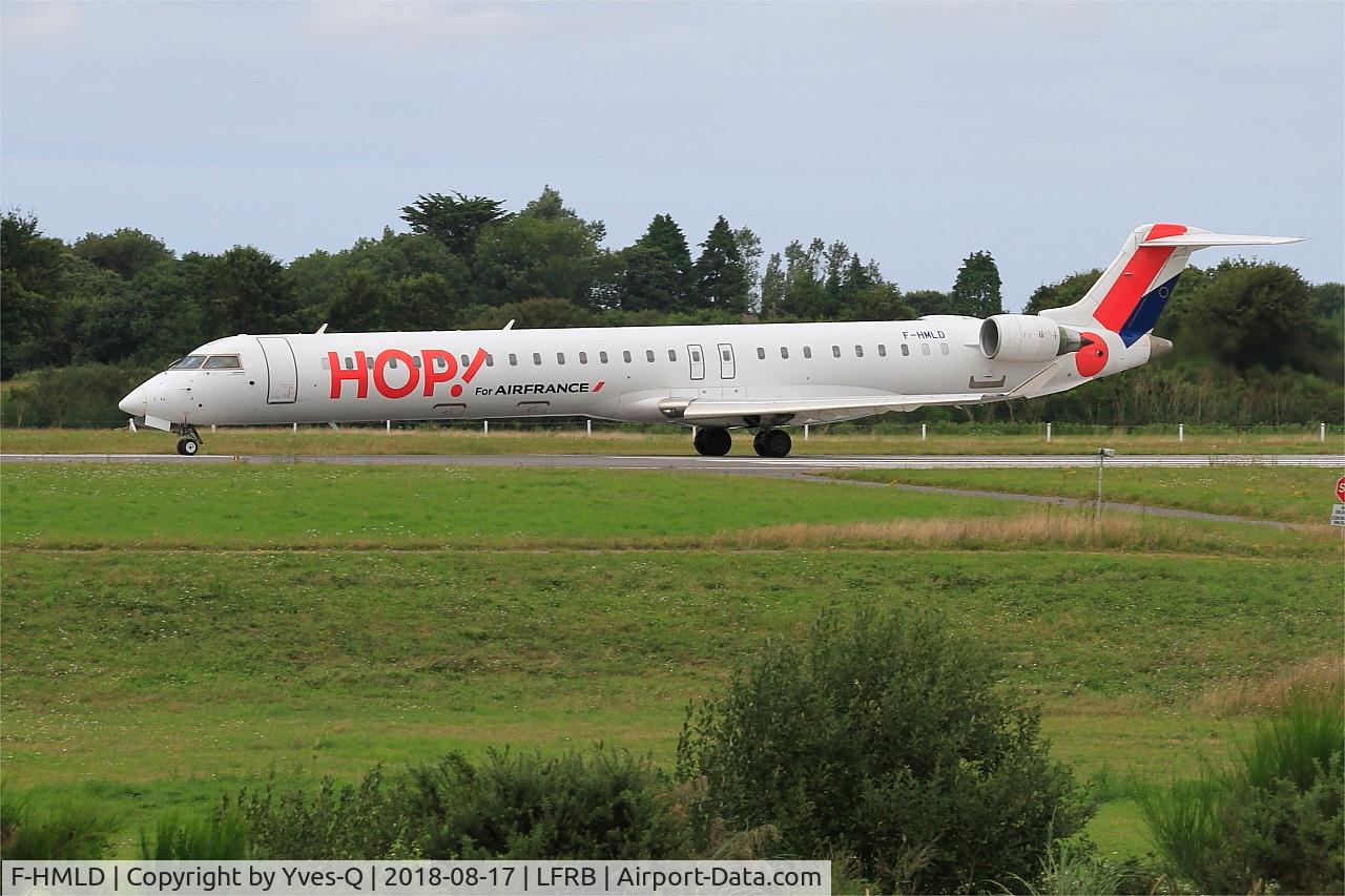 F-HMLD, 2010 Bombardier CRJ-1000EL NG (CL-600-2E25) C/N 19007, Bombardier CRJ-1000, Take off run rwy 25L, Brest-Bretagne Airport (LFRB-BES)