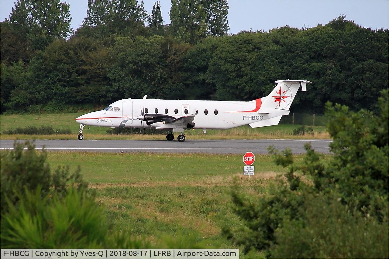 F-HBCG, 1993 Beech 1900D C/N UE-70, Beech 1900D, Lining up rwy 25L, Brest-Bretagne Airport (LFRB-BES)