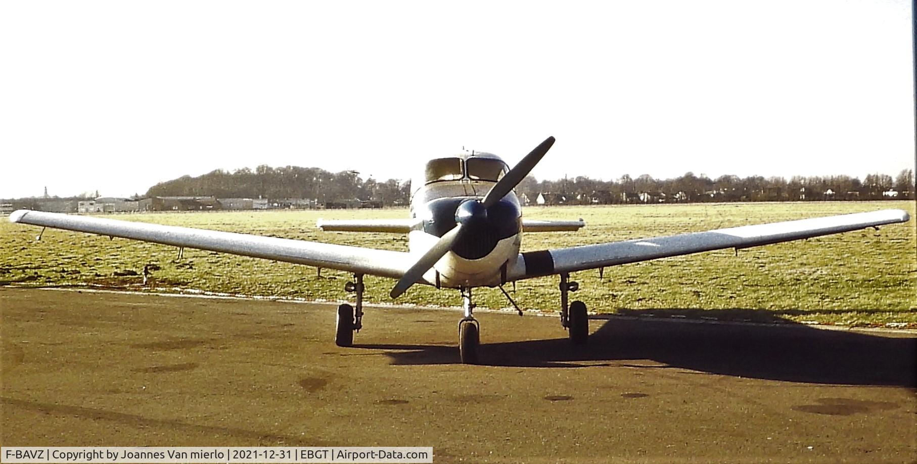F-BAVZ, North American Navion (NA-145) C/N NAV-4-911, Slide scan