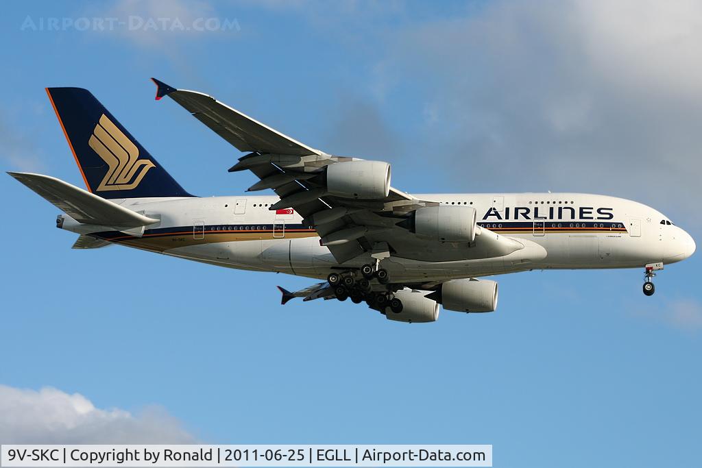 9V-SKC, 2006 Airbus A380-841 C/N 006, at lhr