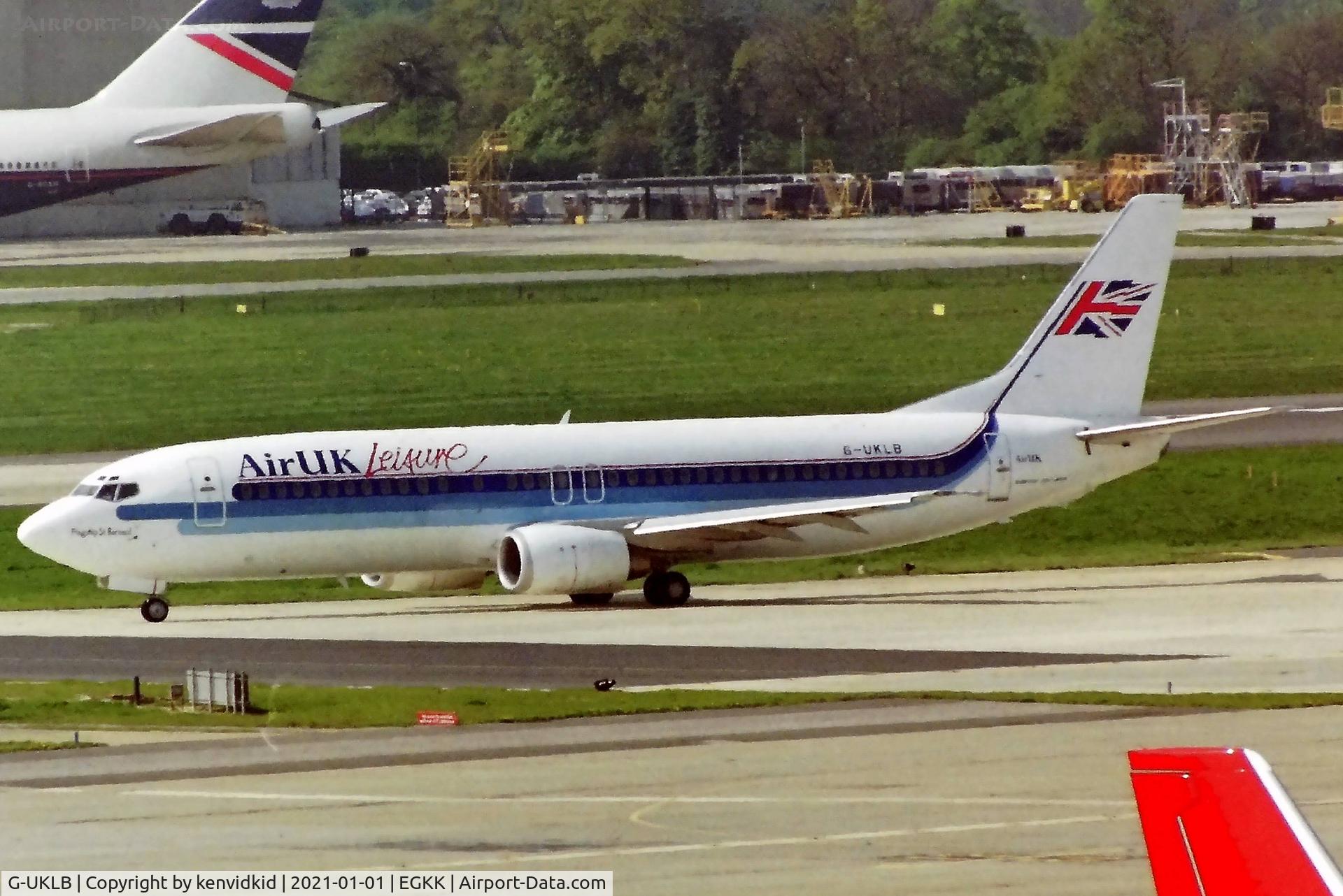 G-UKLB, 1989 Boeing 737-4Y0 C/N 24344, At London Gatwick early 1992.