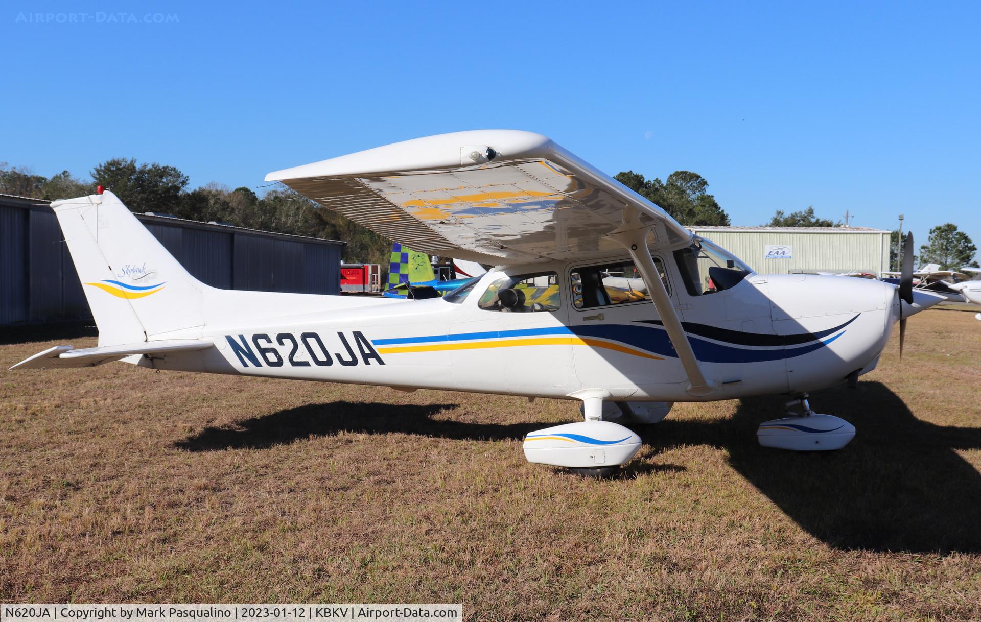 N620JA, 2000 Cessna 172S C/N 172S8638, Cessna 172S