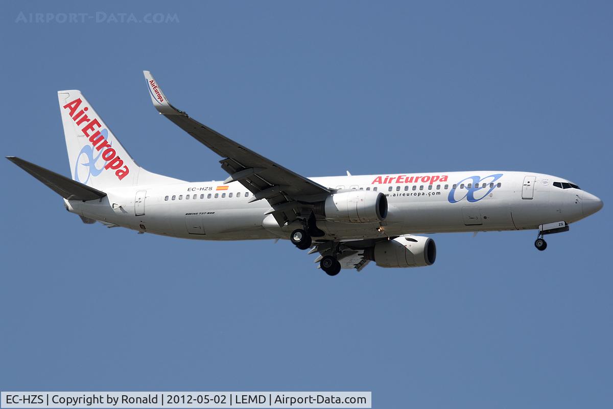 EC-HZS, 2001 Boeing 737-86Q C/N 30276, at mad