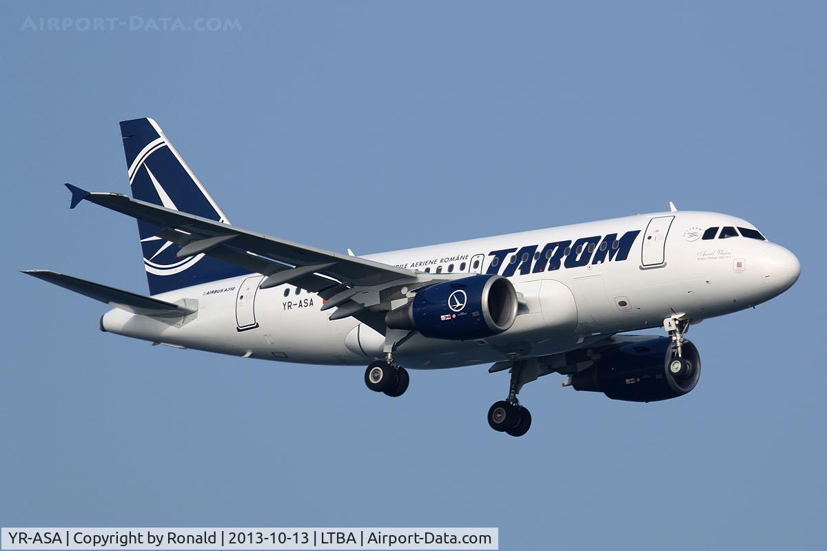 YR-ASA, 2006 Airbus A318-111 C/N 2931, at ist