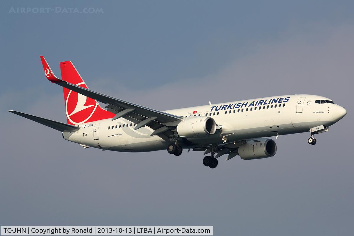 TC-JHN, 2012 Boeing 737-8F2 C/N 40981, at ist