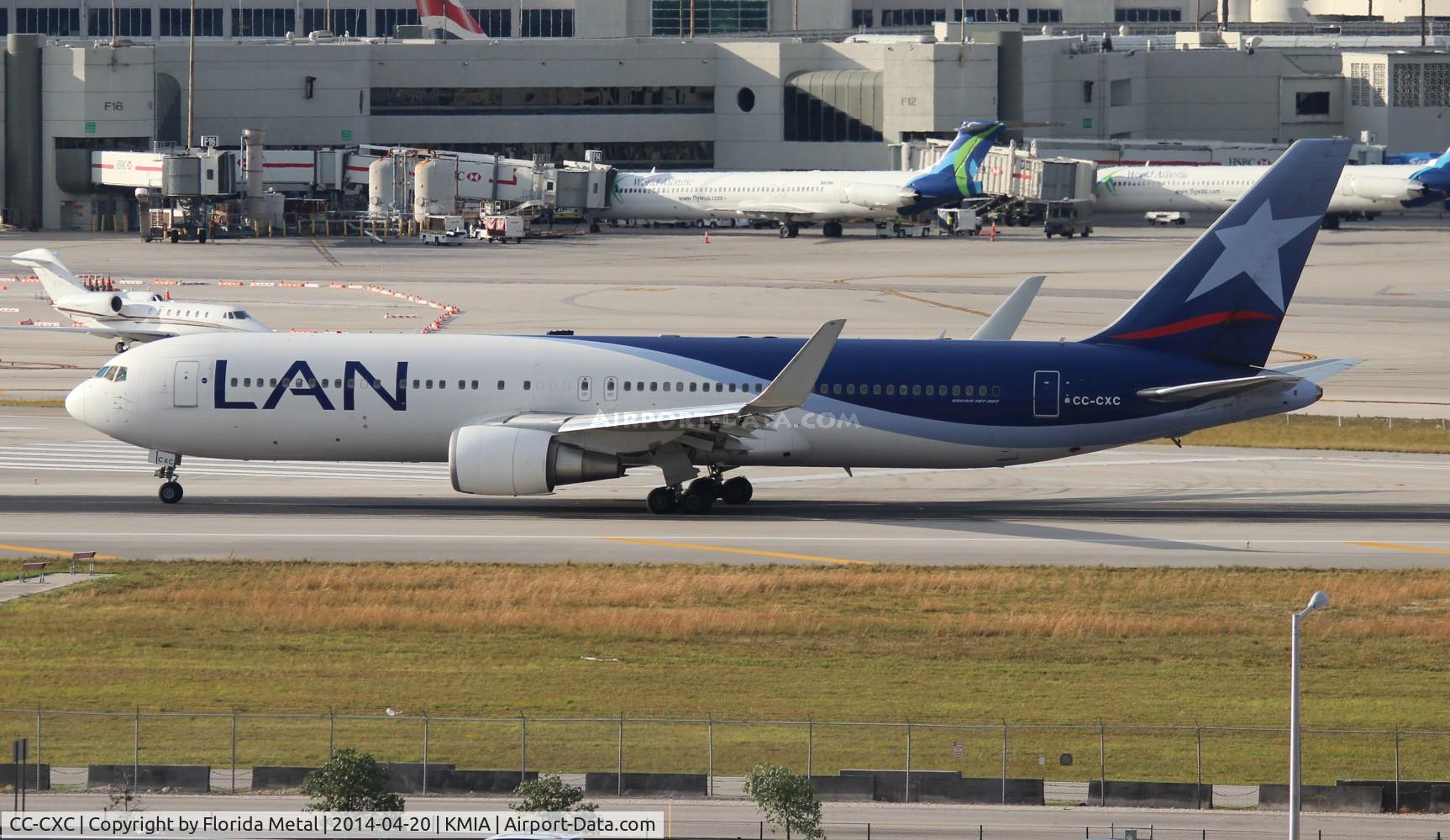 CC-CXC, Boeing 767-316/ER C/N 36710/962, LAN 767-300 zx