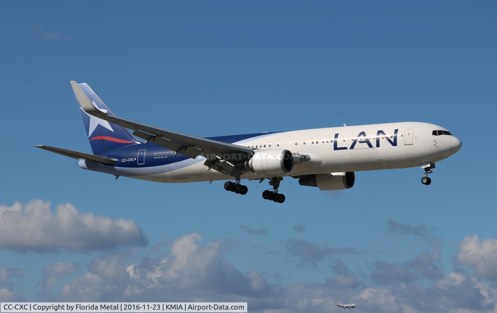 CC-CXC, Boeing 767-316/ER C/N 36710/962, LAN 767-300 zx