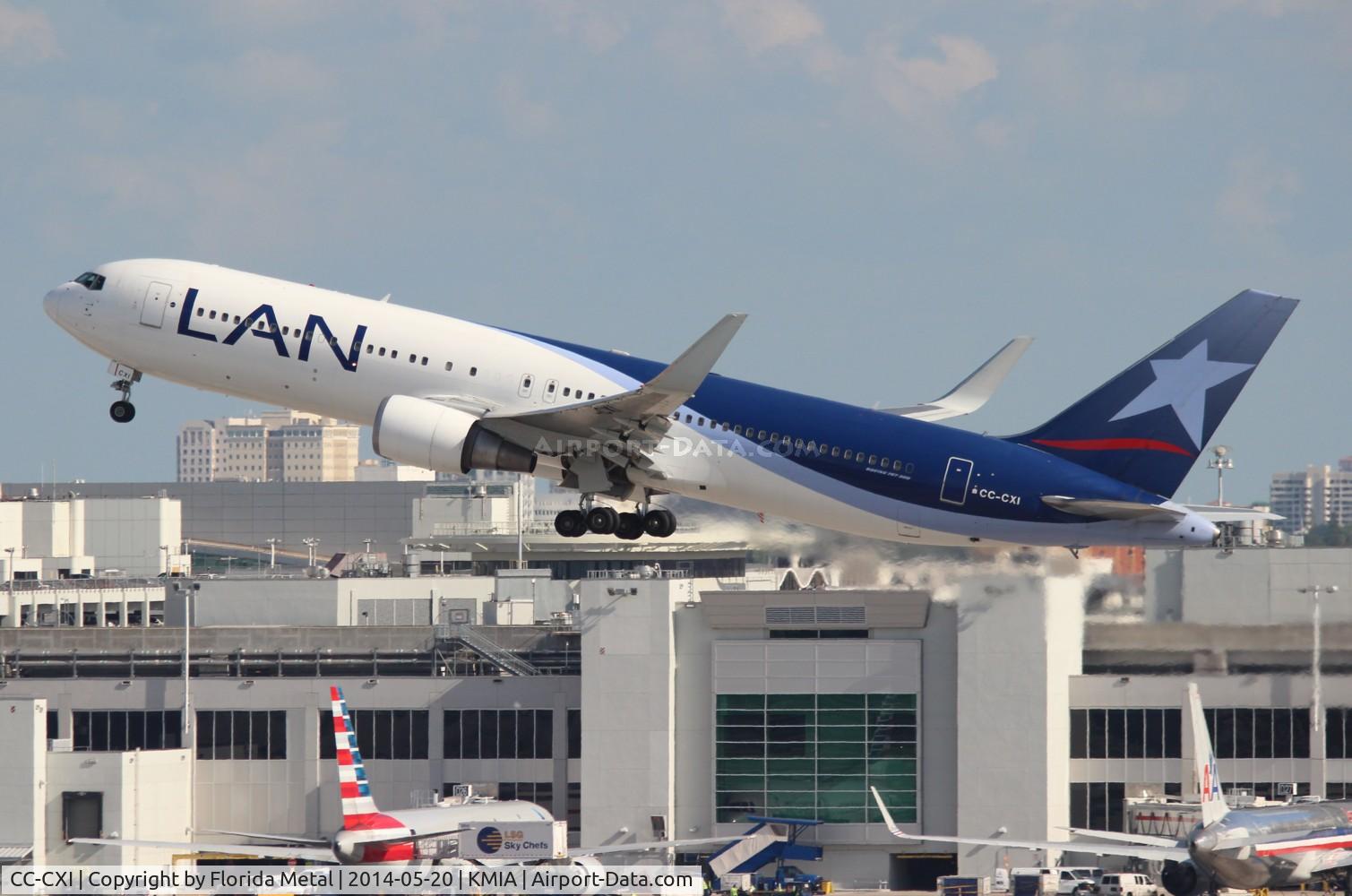CC-CXI, 2009 Boeing 767-316/ER C/N 37800, LAN 767-300 zx