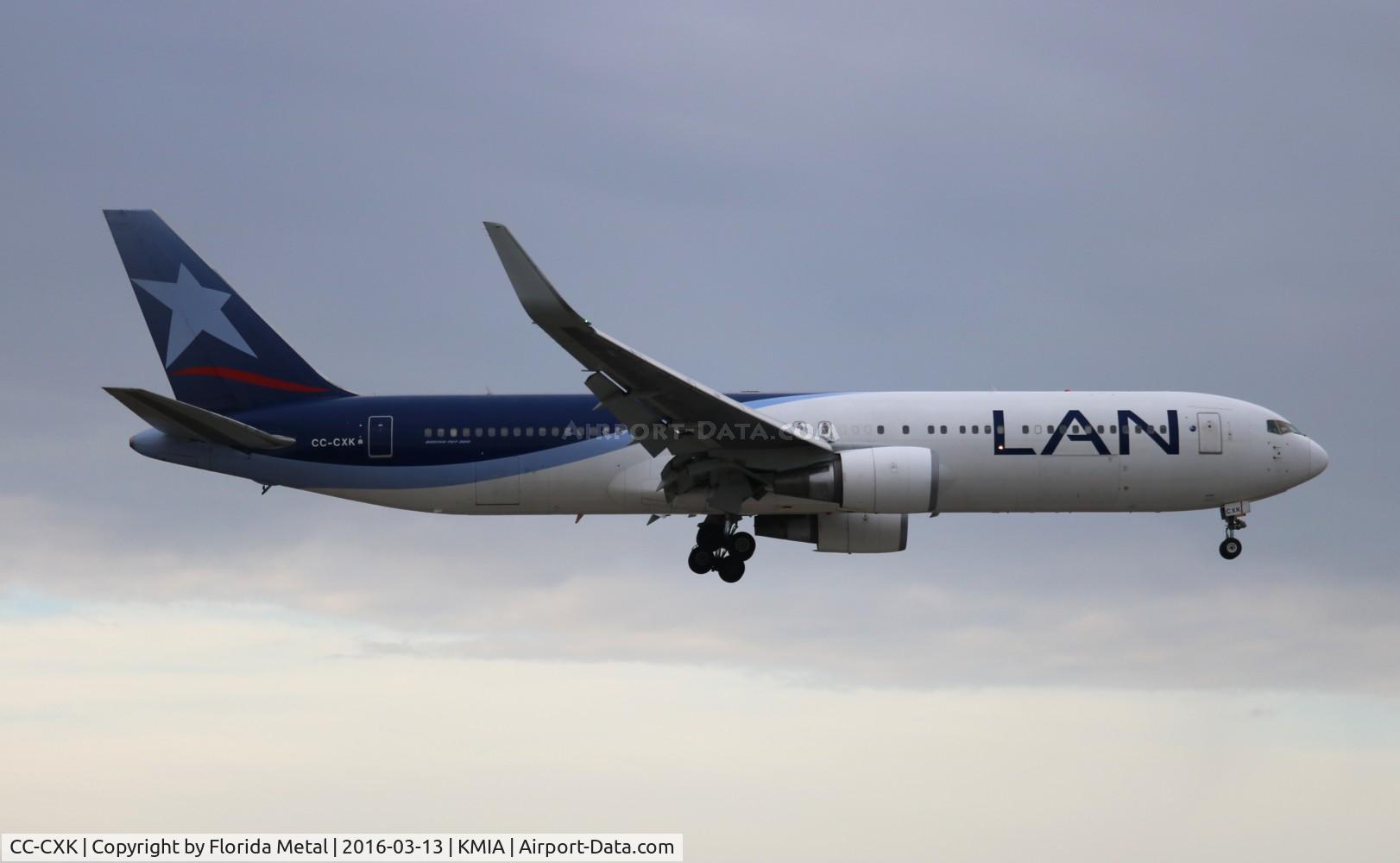 CC-CXK, 2010 Boeing 767-316/ER C/N 37802, LAN 767-300 zx