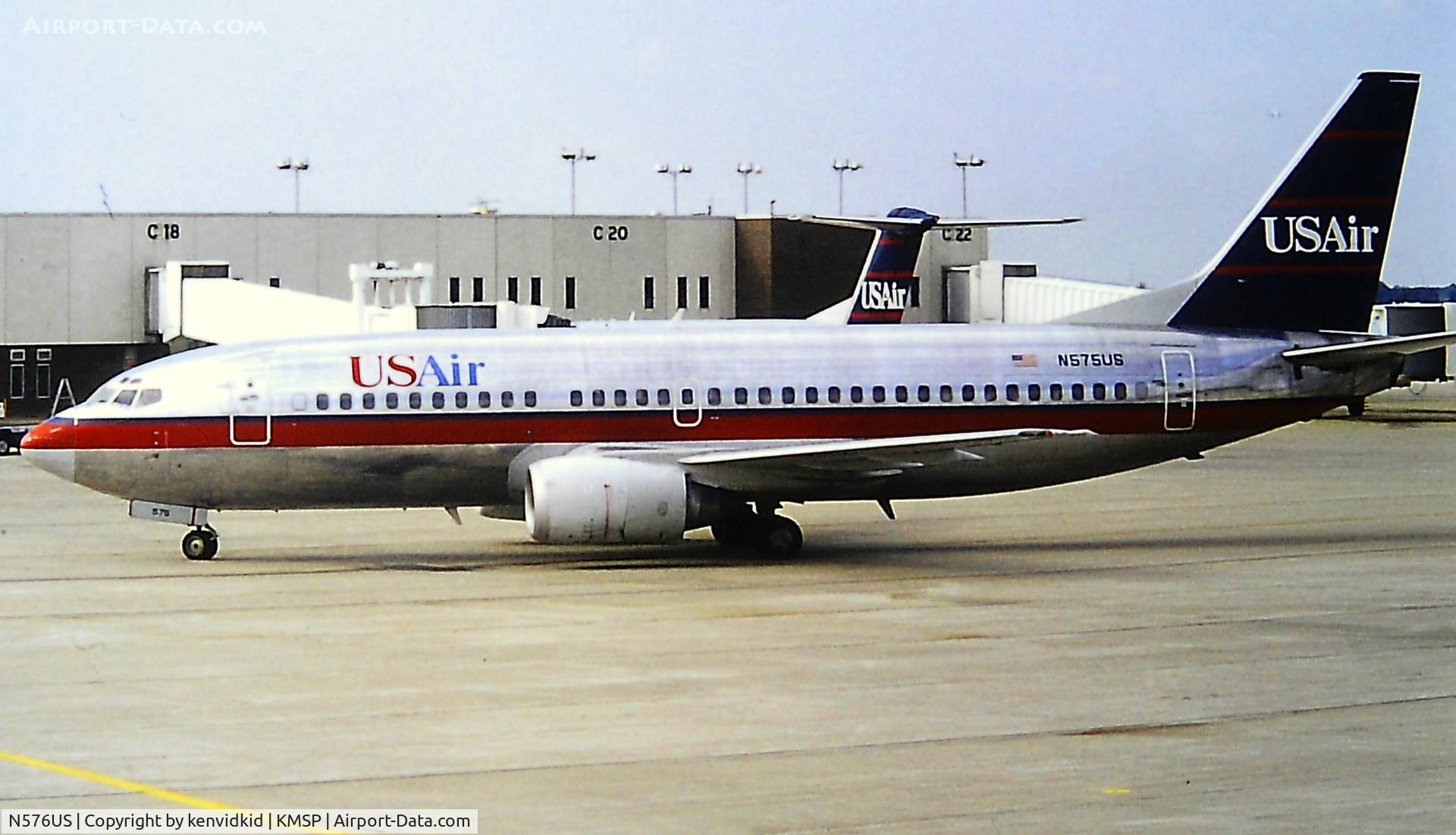 N576US, 1988 Boeing 737-301 C/N 23741, At Minneapolis St Paul (MSP) 1993.
