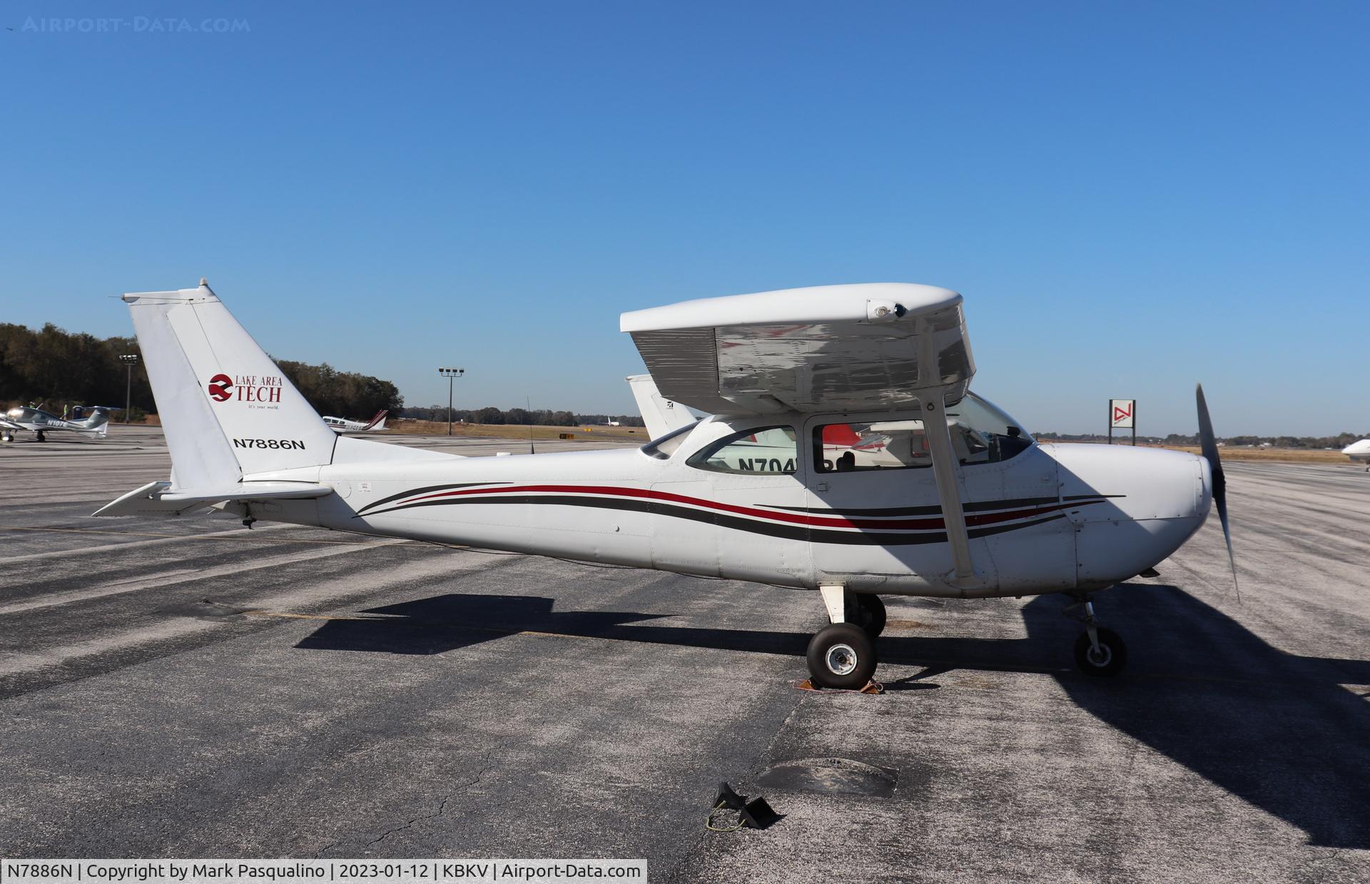 N7886N, 1967 Cessna R172E C/N R172-0277, Cessna R172E