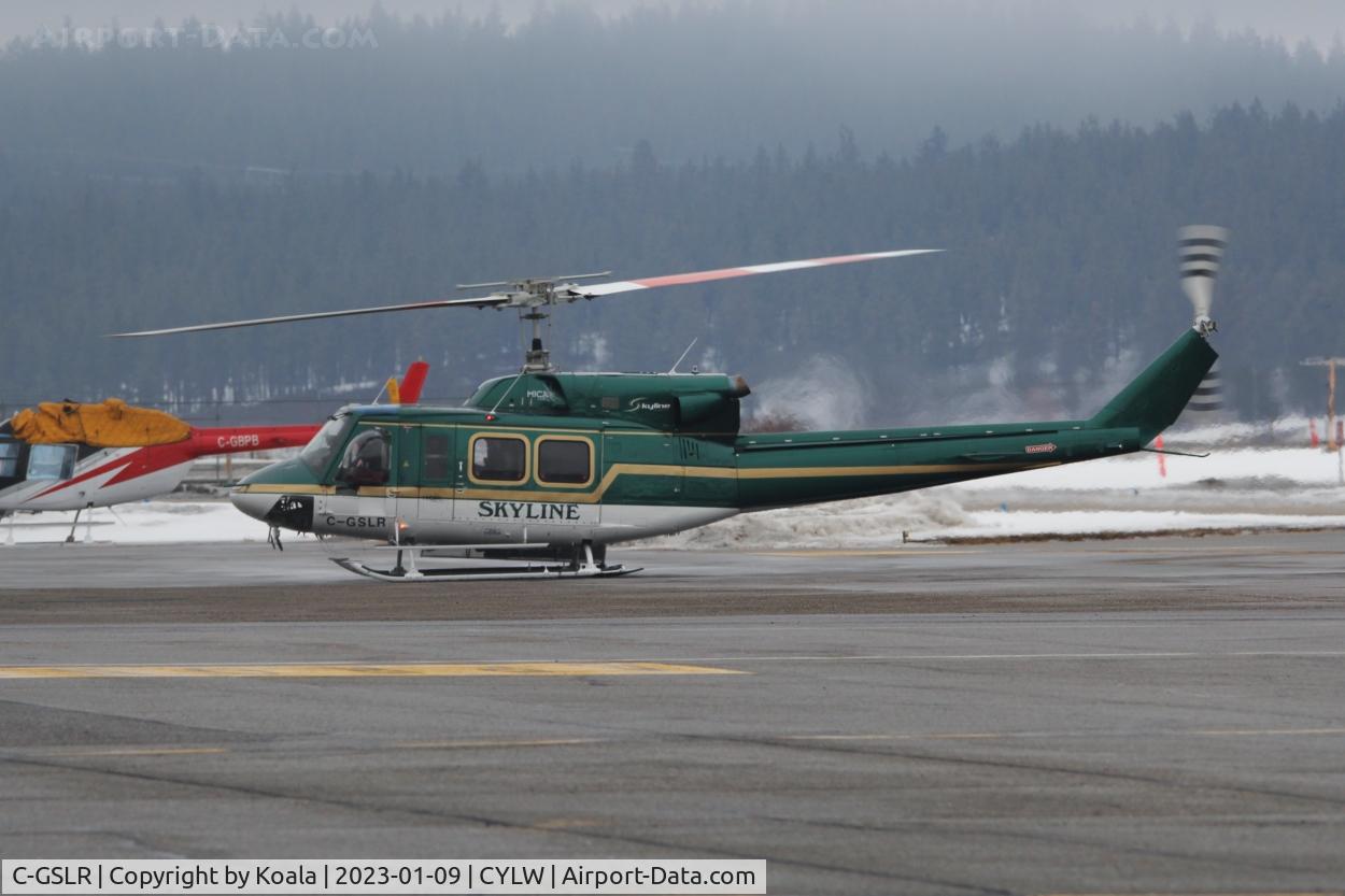 C-GSLR, Bell 212 C/N 30851, Departure.