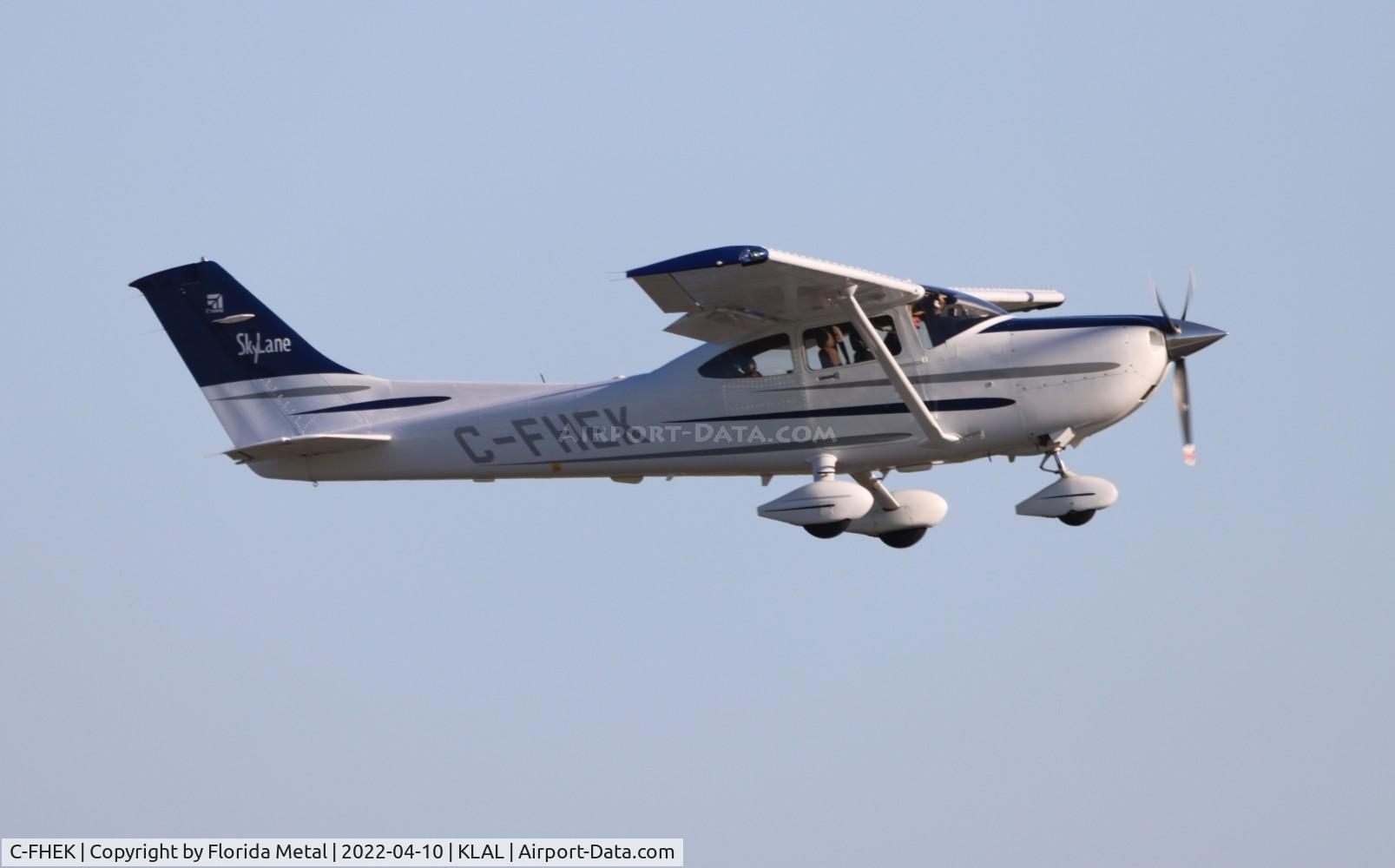 C-FHEK, 2003 Cessna 182T Skylane C/N 18281226, Cessna 182T zx