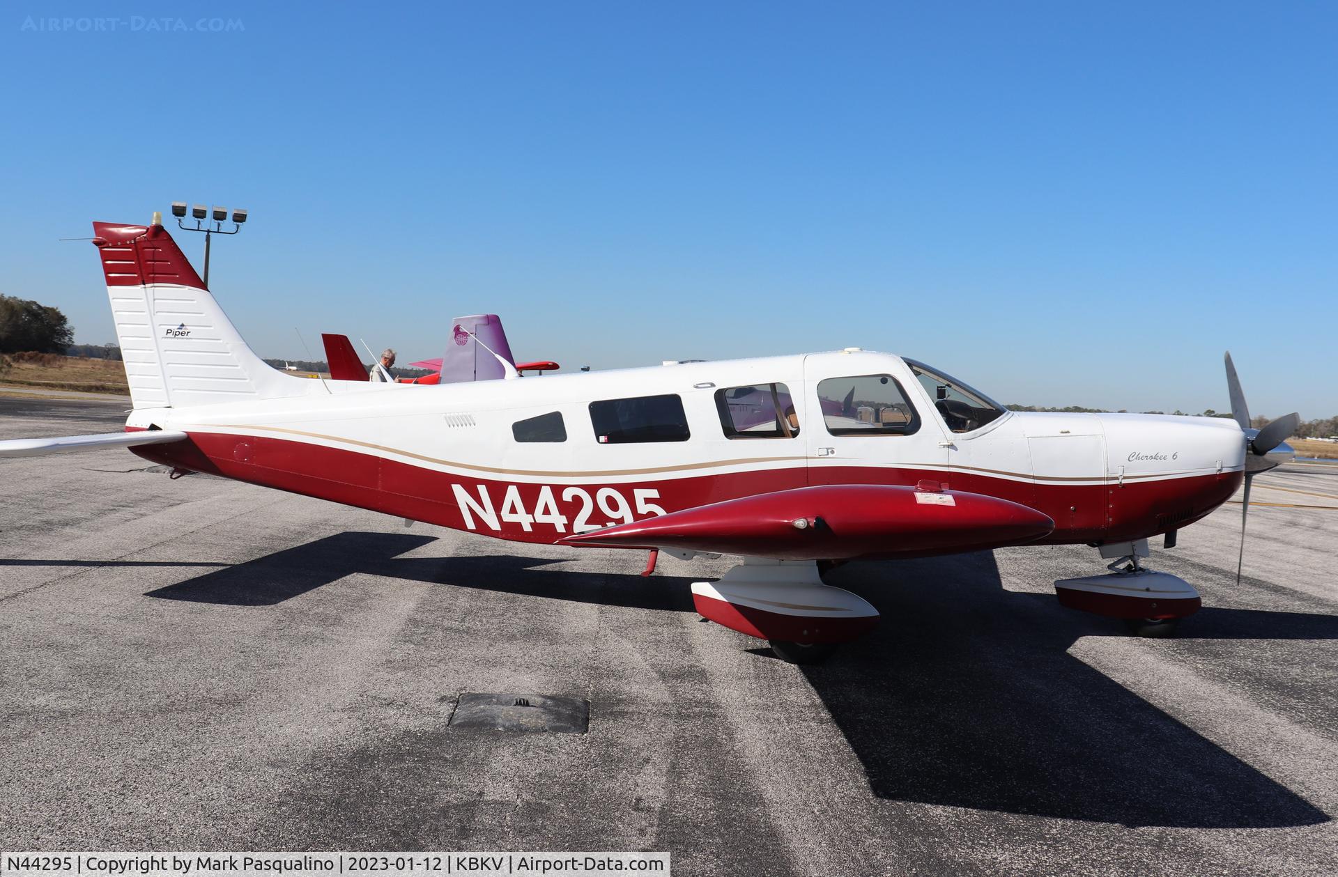 N44295, 1974 Piper PA-32-300 Cherokee Six Cherokee Six C/N 32-7440149, Piper PA-32-300