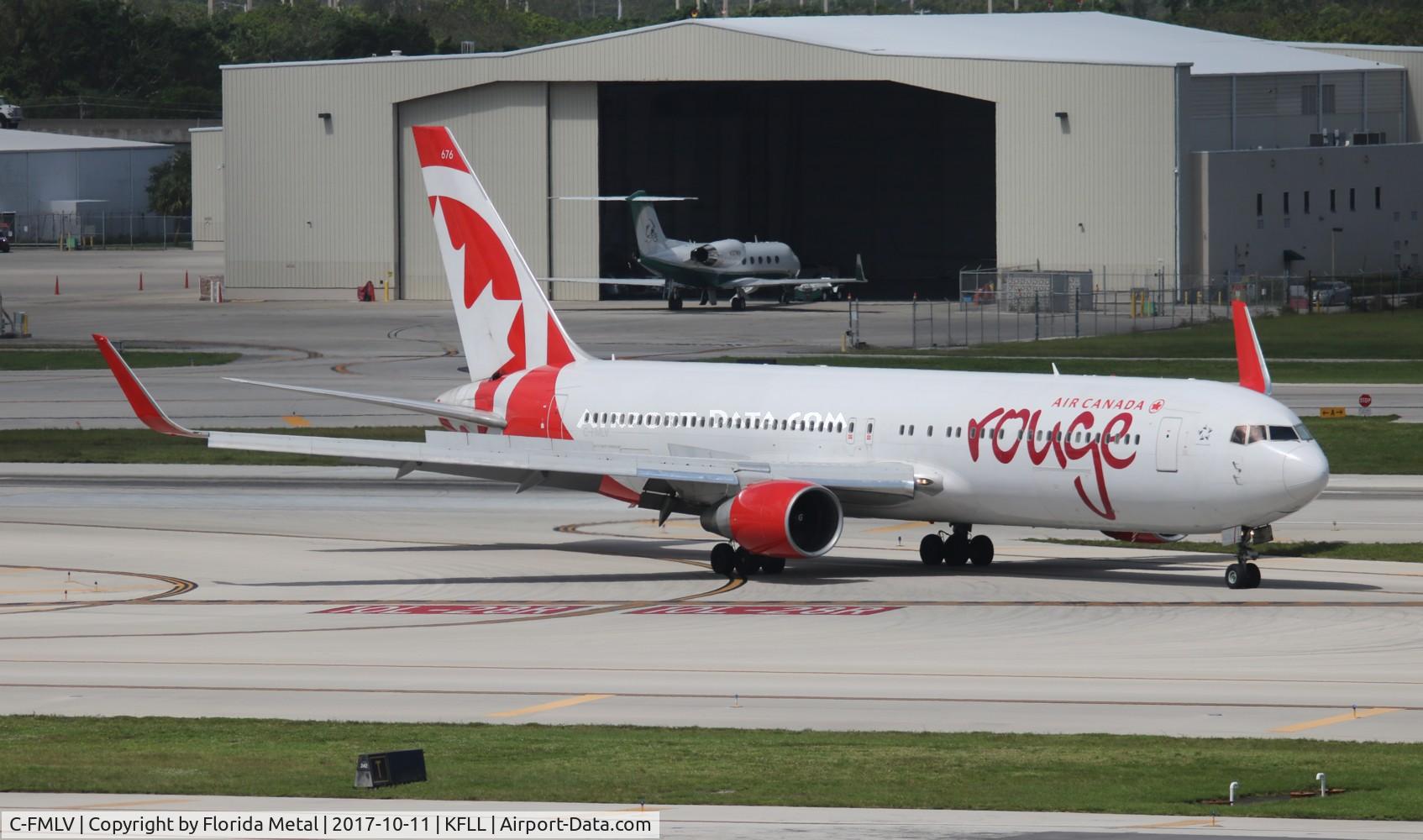 C-FMLV, 1996 Boeing 767-316/ER C/N 26327/621, Rouge 767-300 zx