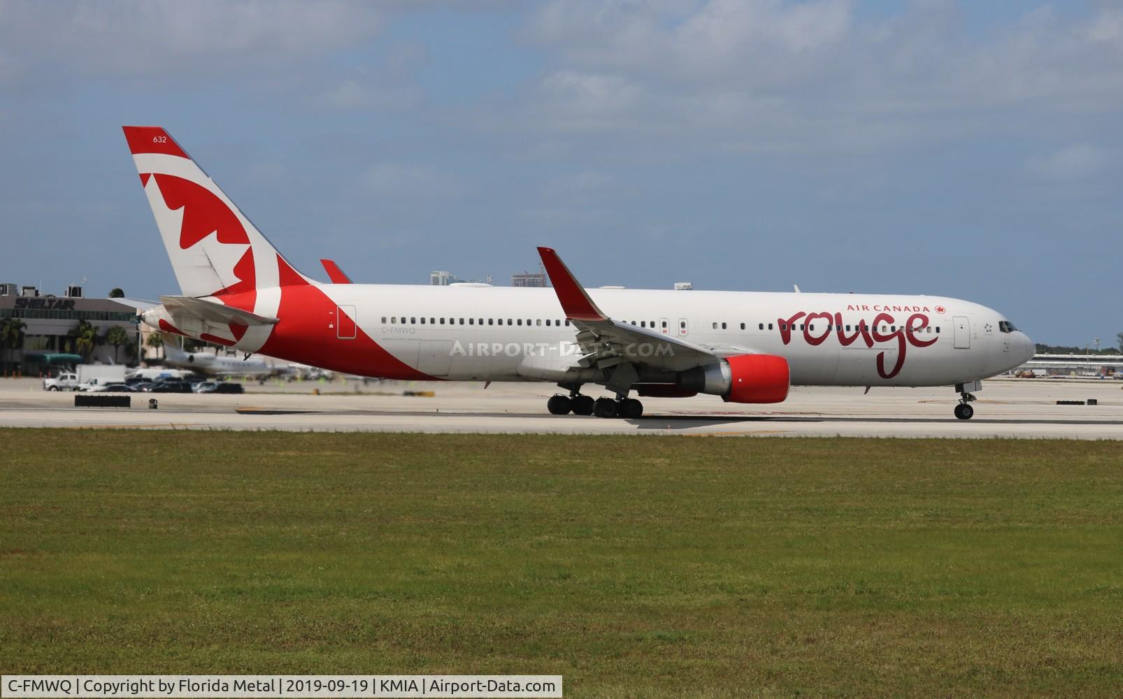 C-FMWQ, 1995 Boeing 767-333/ER C/N 25584, Rouge 767-300 zx