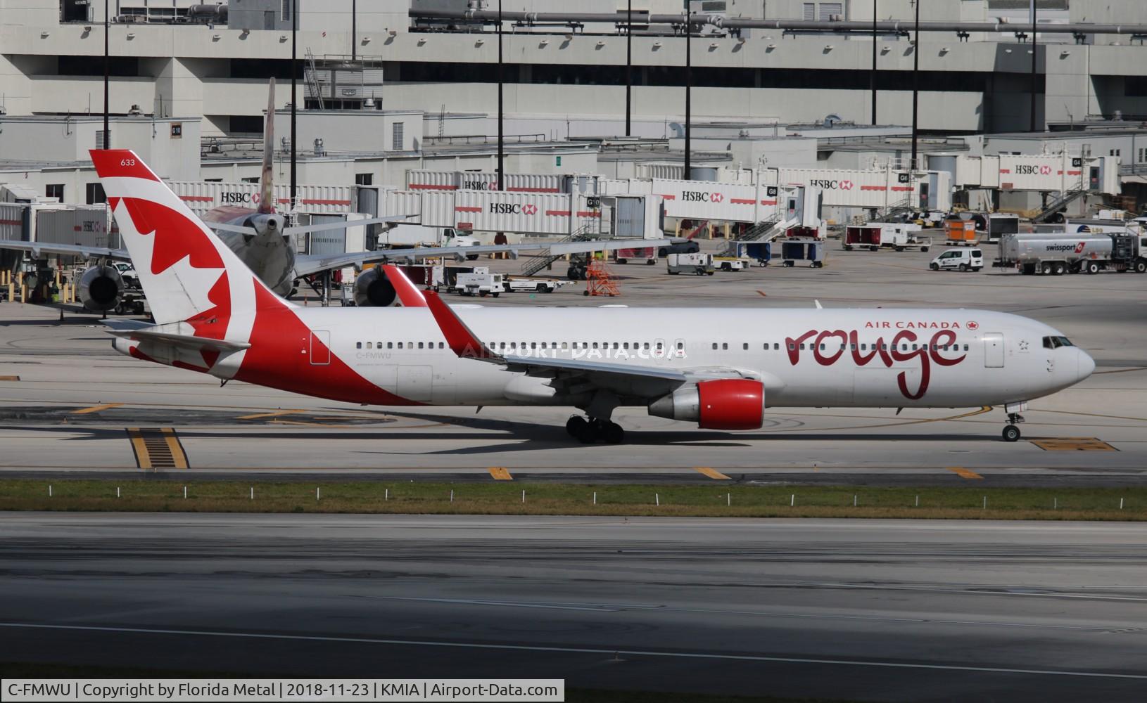 C-FMWU, 1995 Boeing 767-333 C/N 25585, Rouge 767-300 zx