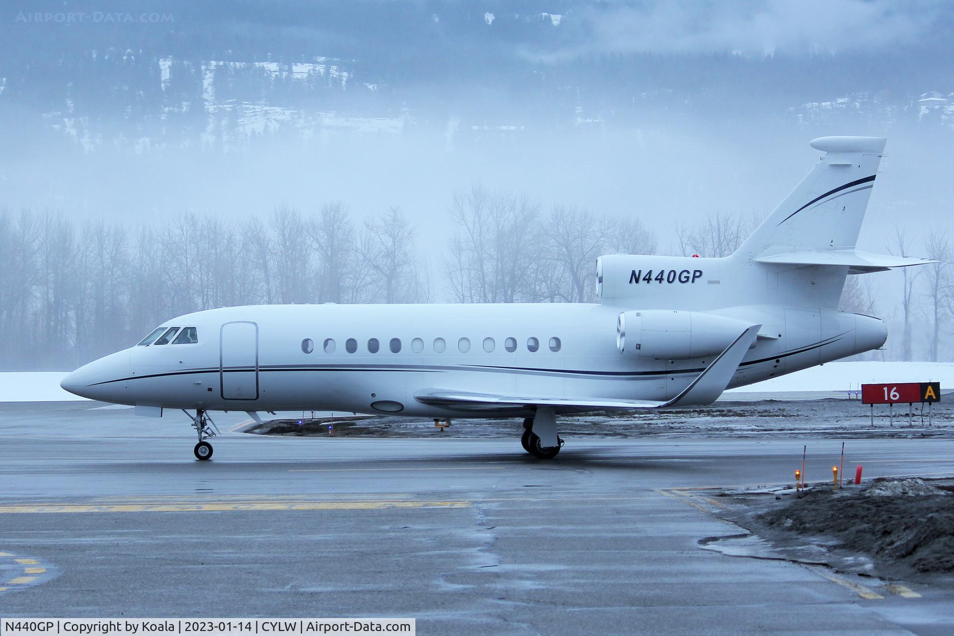 N440GP, 2001 Dassault Falcon 900EX C/N 85, Arrival from Austin (AUS, TX).