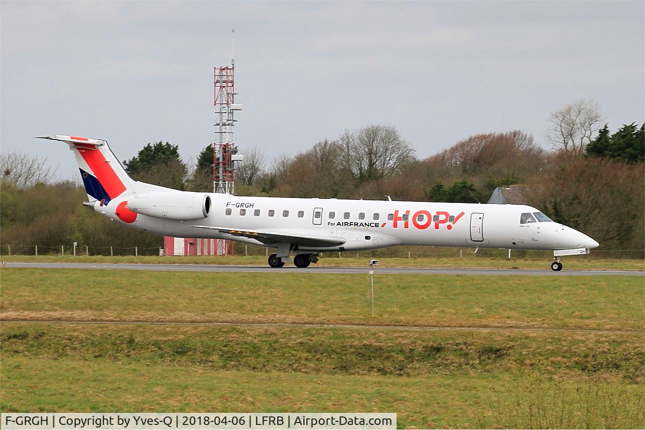 F-GRGH, 1999 Embraer EMB-145EU (ERJ-145EU) C/N 145120, Embraer EMB-145EU, Taxiing rwy 25L, Brest-Bretagne airport (LFRB-BES)