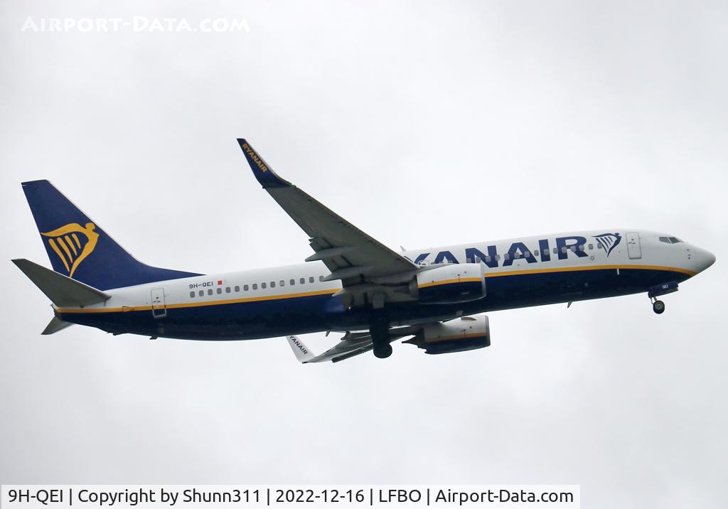 9H-QEI, 2018 Boeing 737-800 C/N 44828, Taking off from rwy 32R