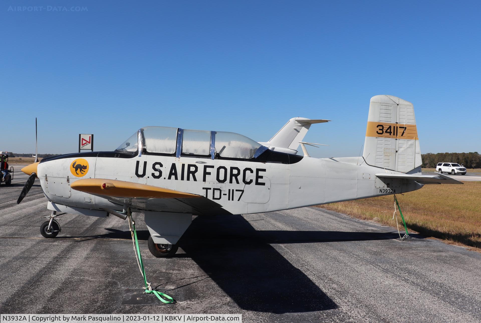 N3932A, 1953 Beech (CCF) T-34A (A45) Mentor C/N CCF34-86, Beech T-34A